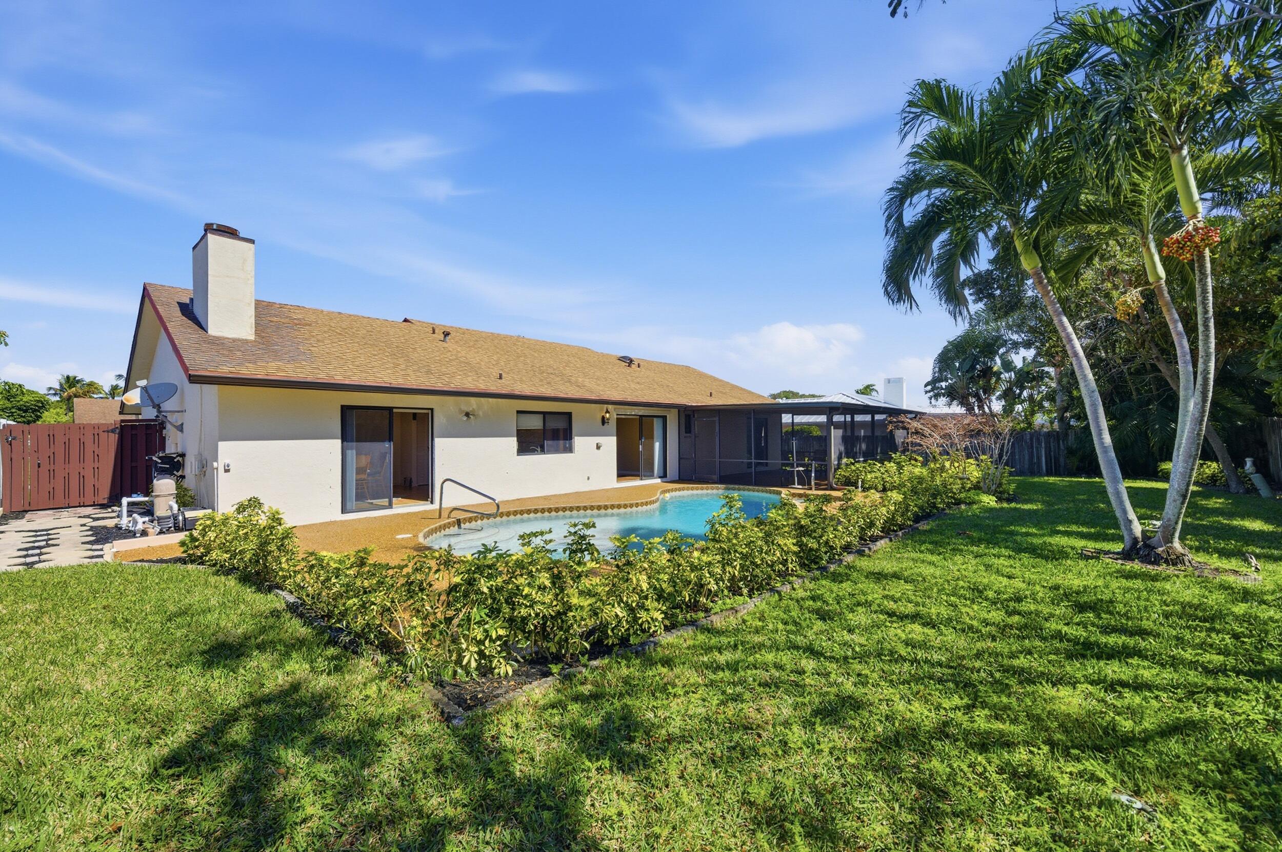 4914 Acorn, Boca Raton FL 33487