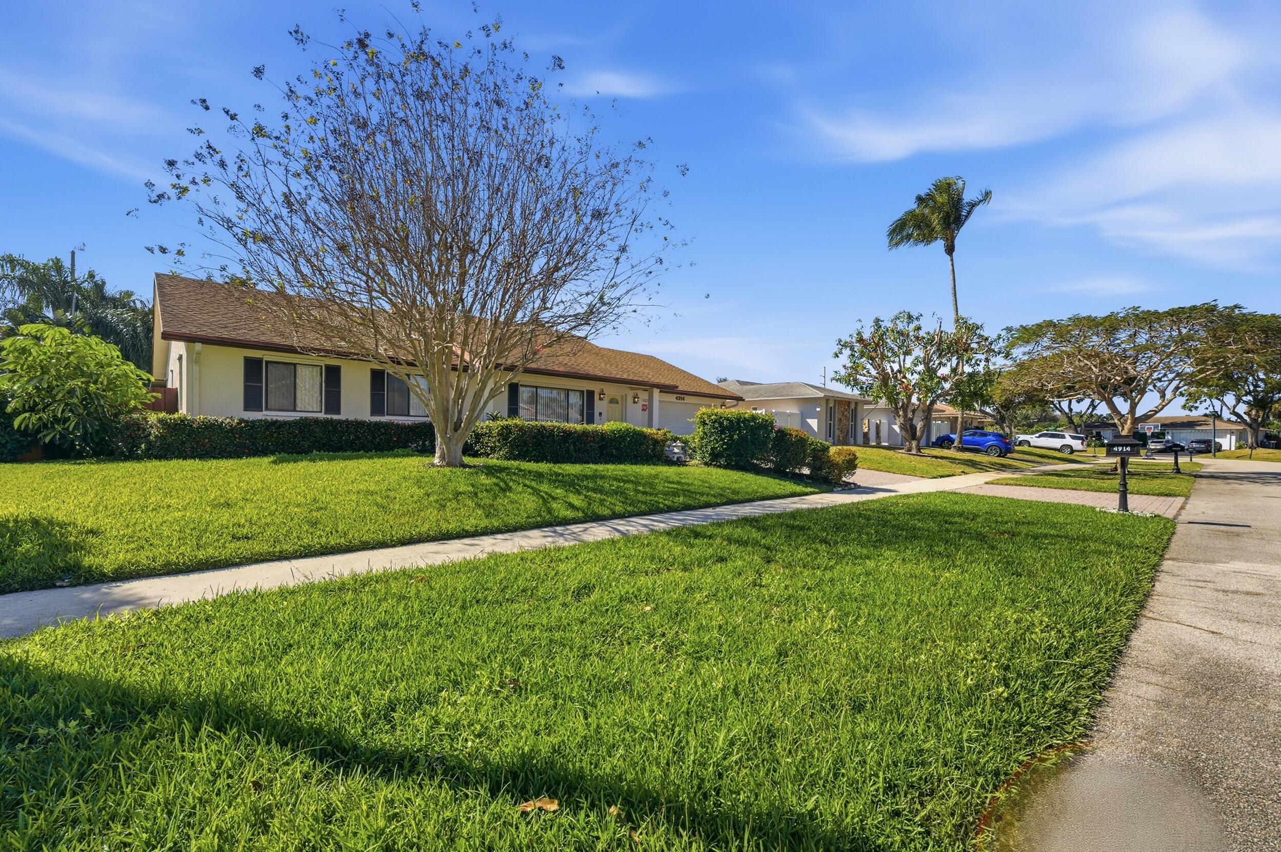 4914 Acorn, Boca Raton FL 33487