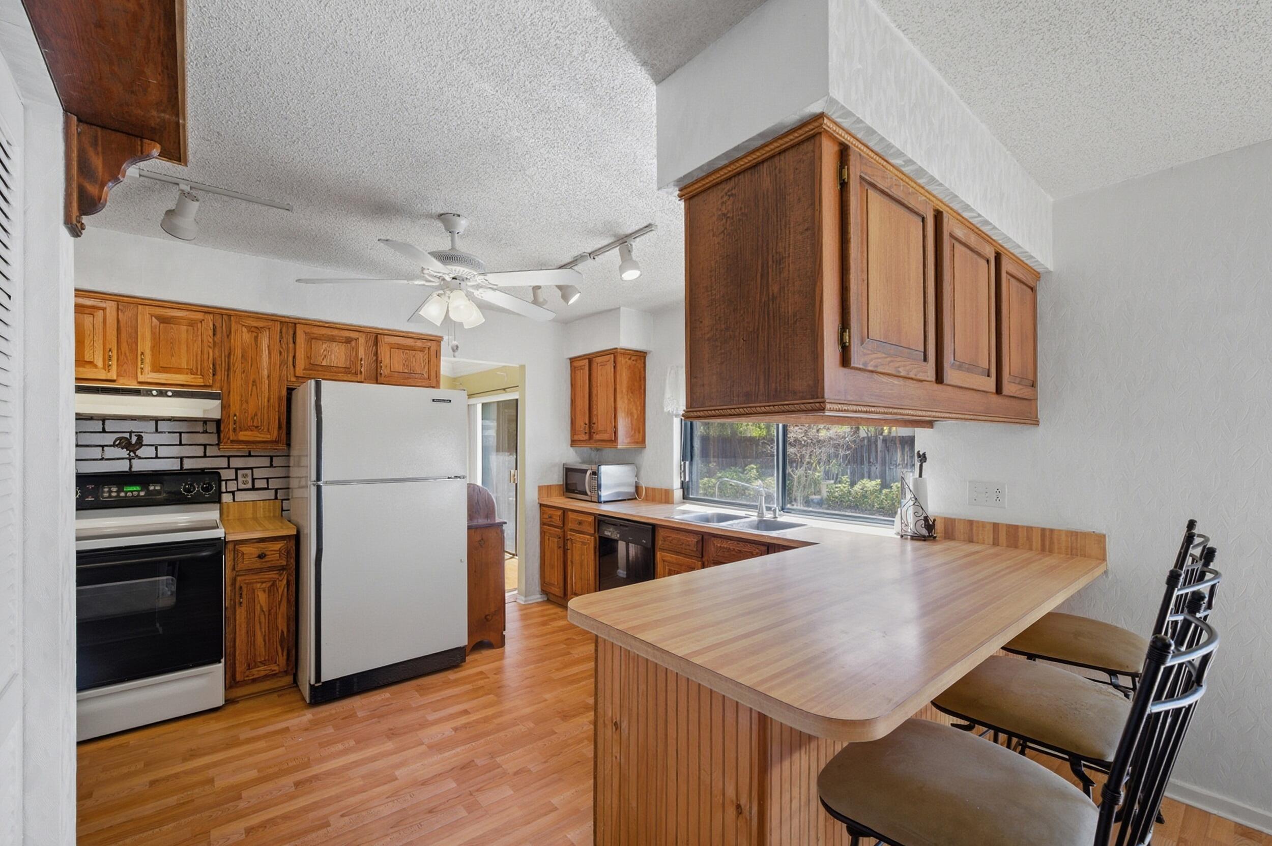 4914 Acorn, Boca Raton FL 33487