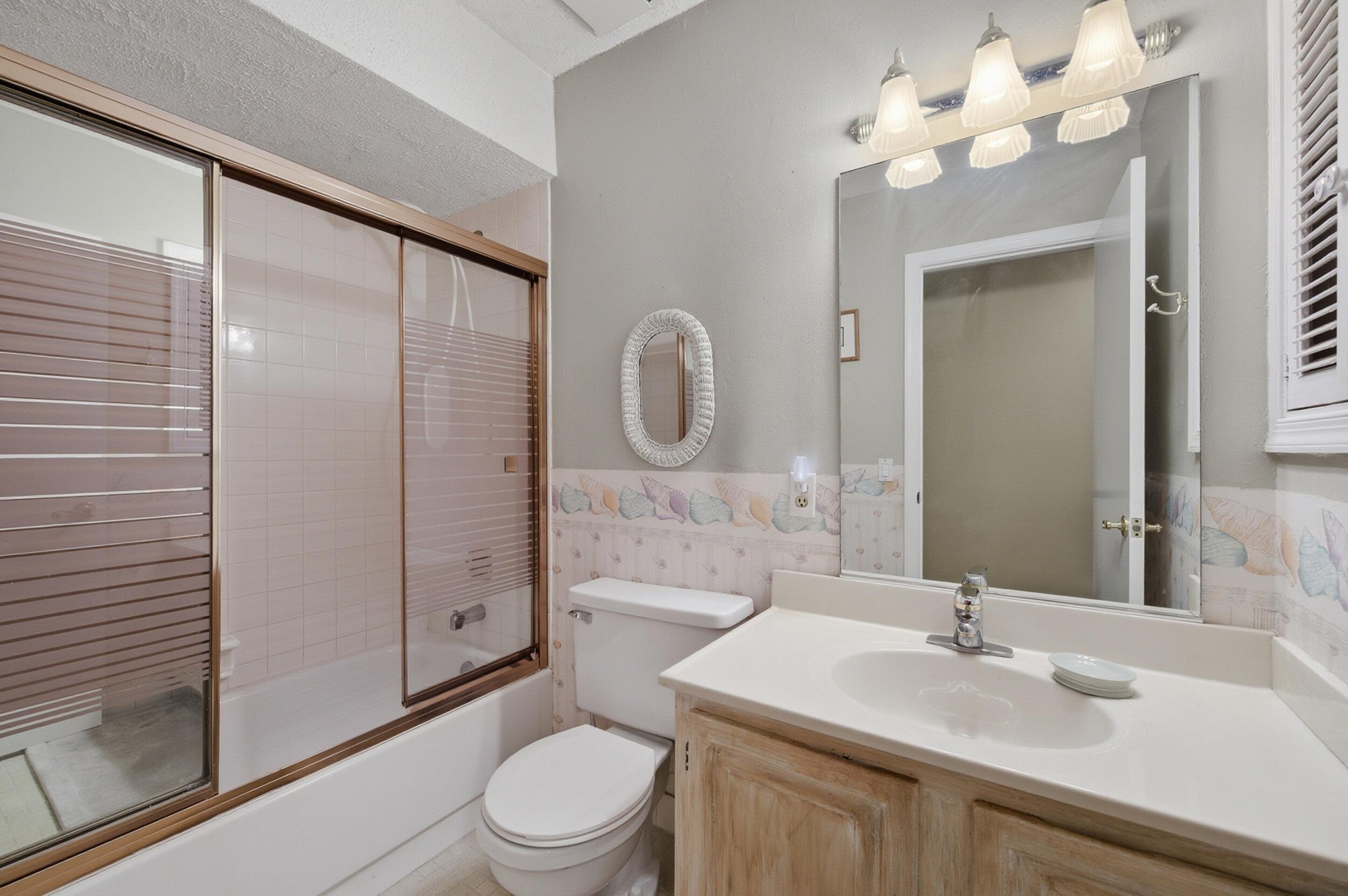 4914 Acorn, Boca Raton FL 33487