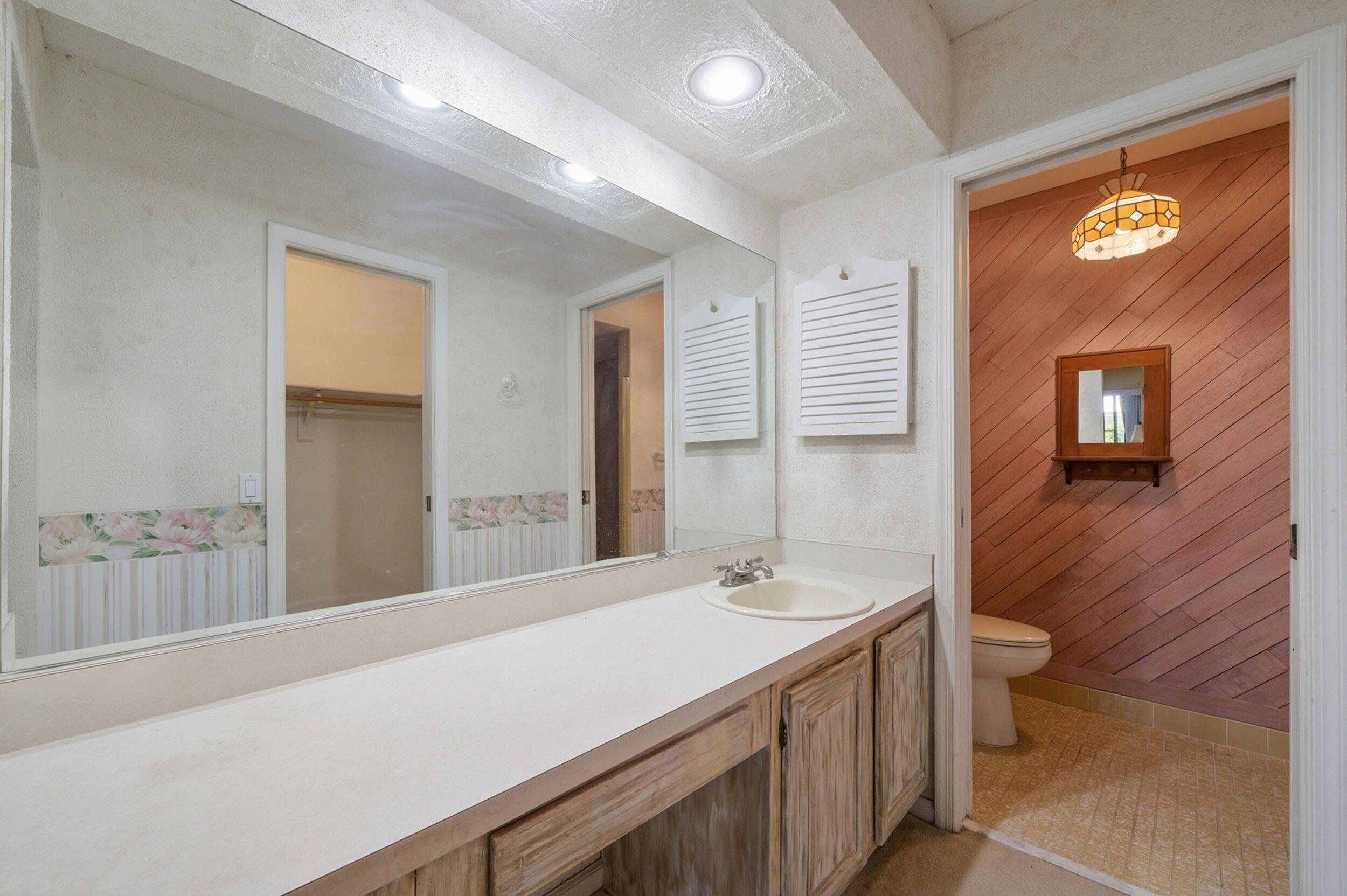 4914 Acorn, Boca Raton FL 33487