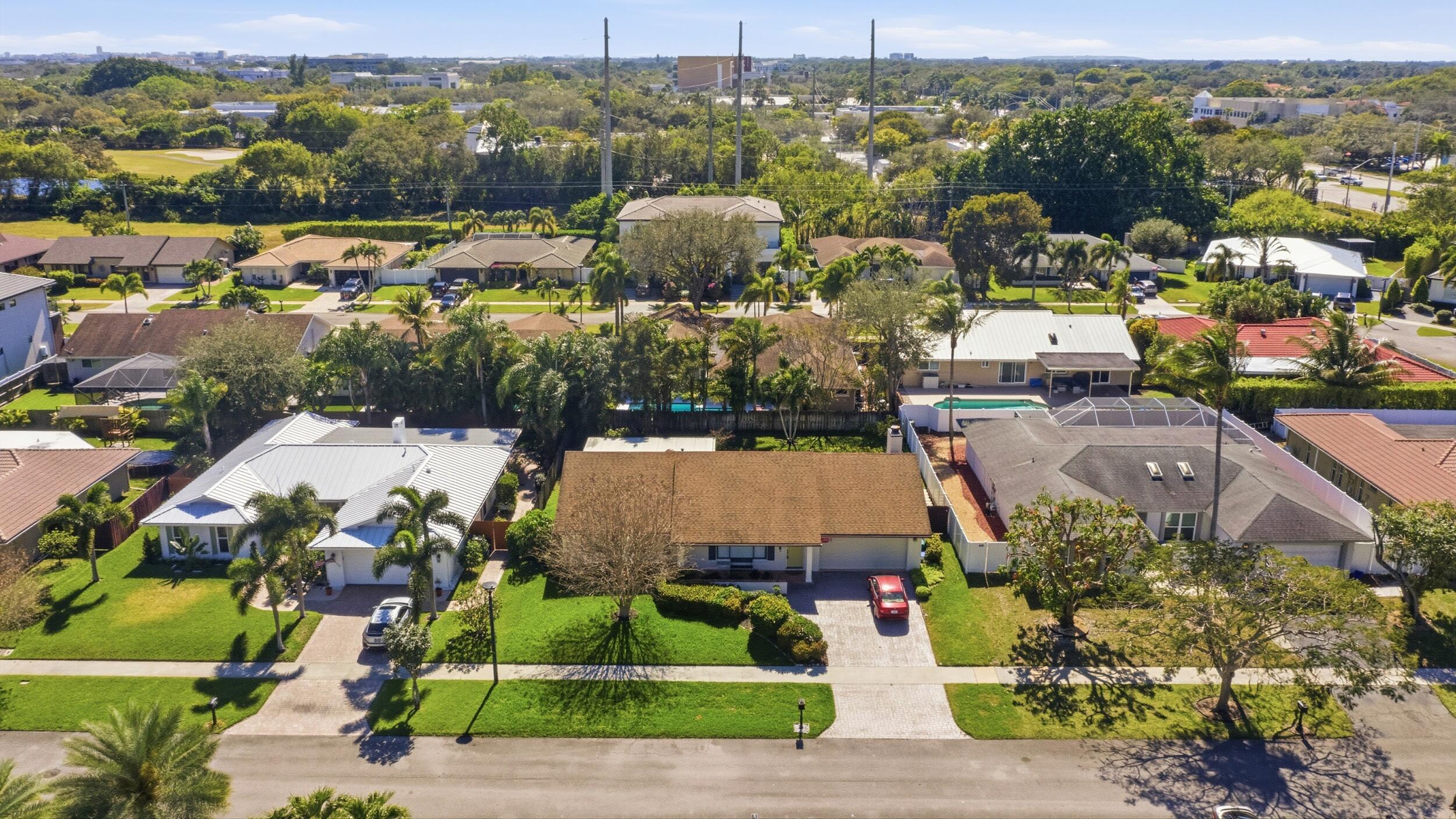4914 Acorn, Boca Raton FL 33487