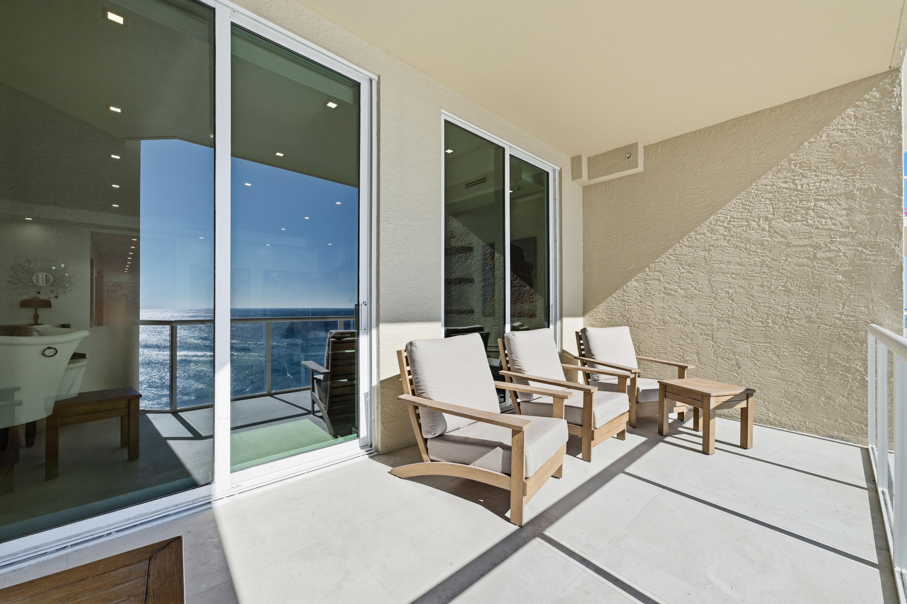 1063 Hillsboro Mile #807, Hillsboro Beach FL 33062