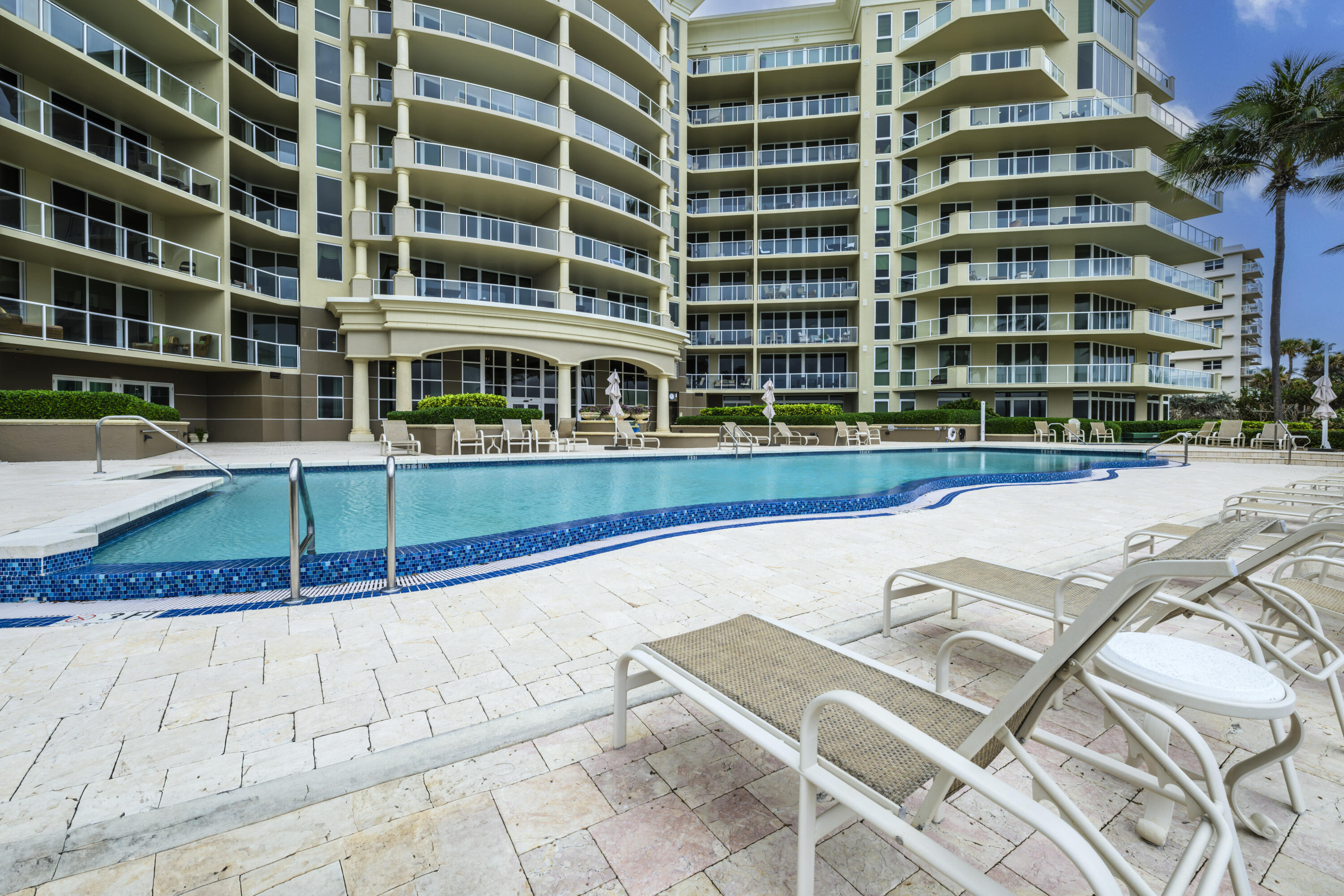 1063 Hillsboro Mile #807, Hillsboro Beach FL 33062