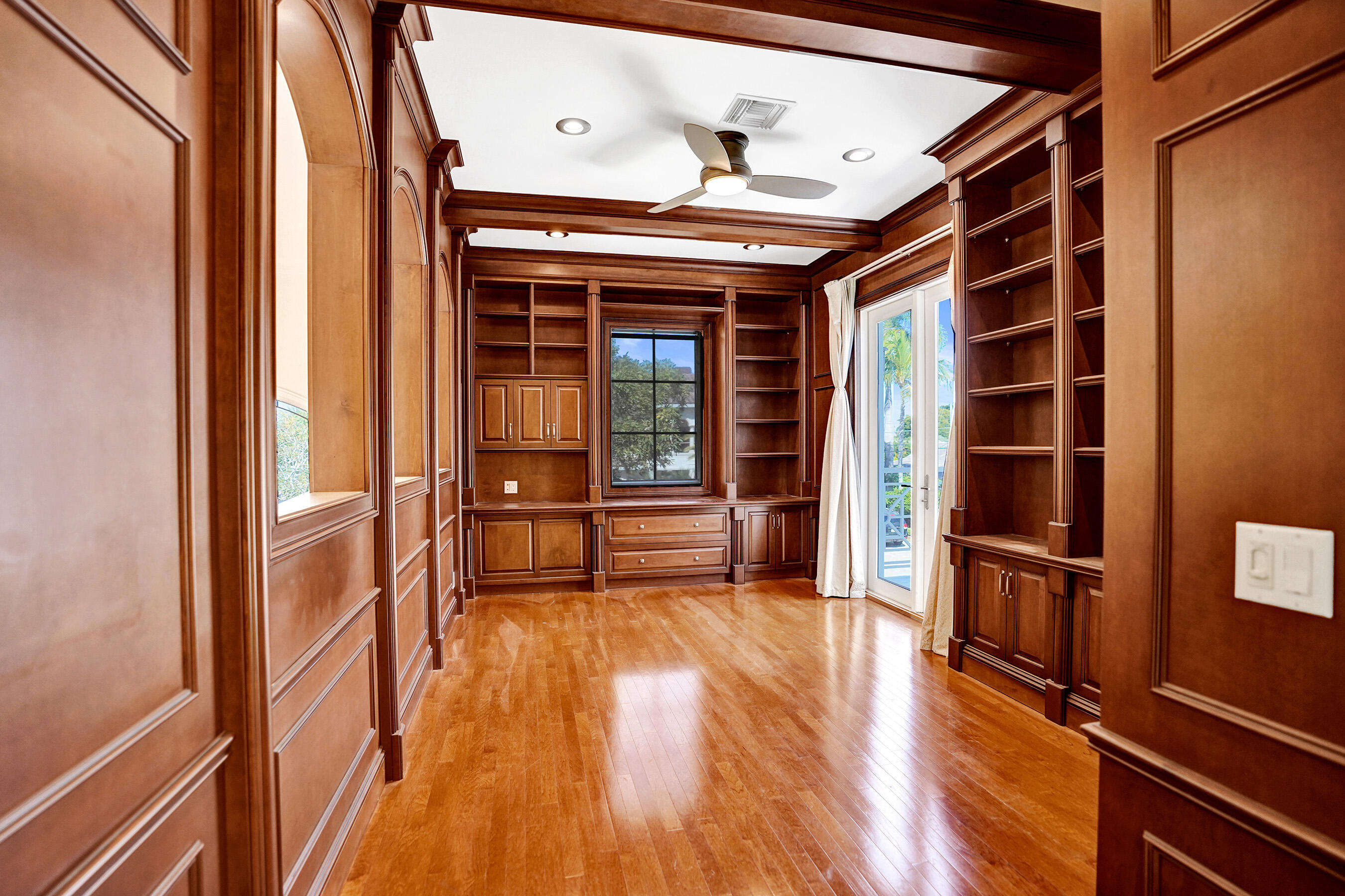 2330 NE 31st, Lighthouse Point FL 33064