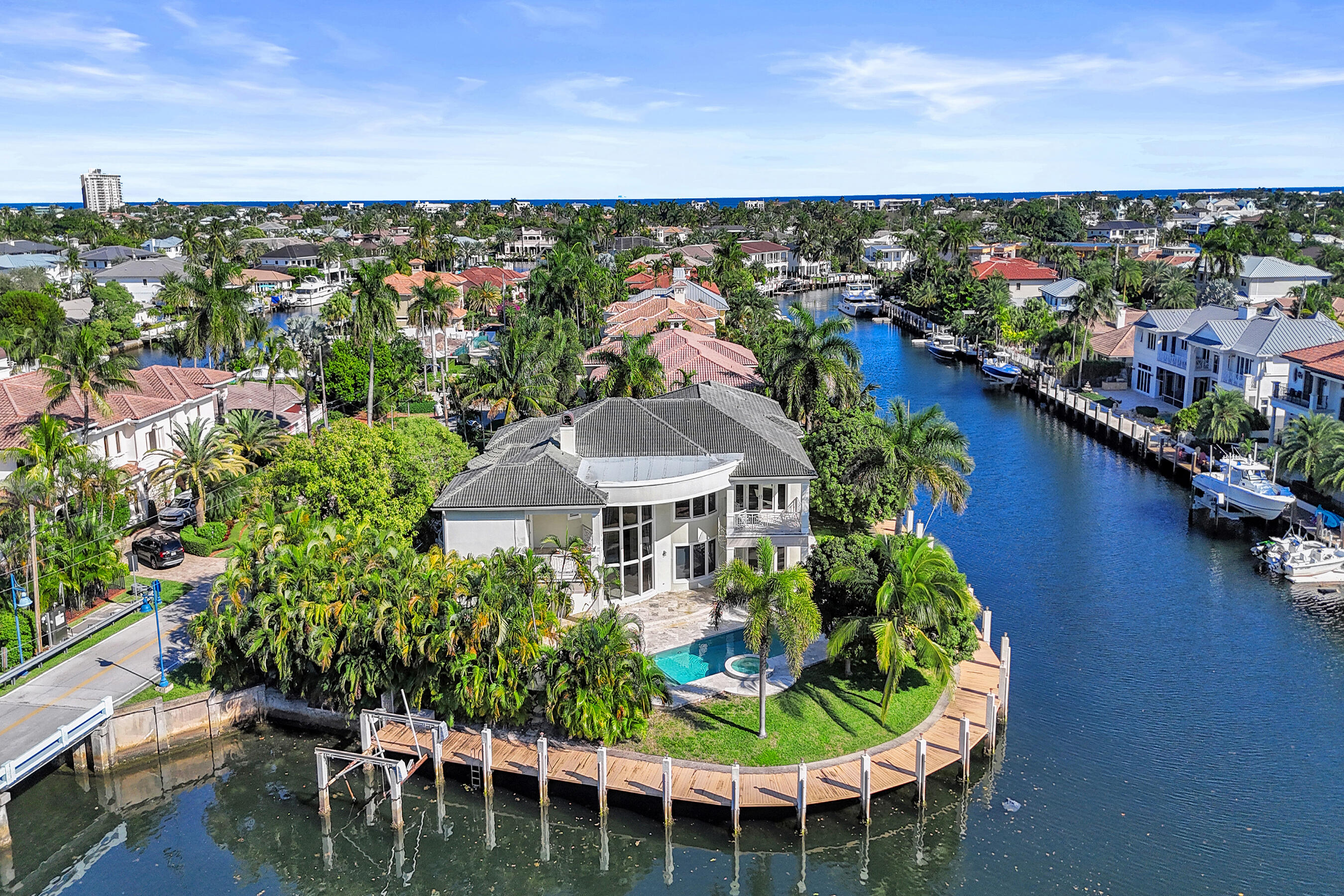 2330 NE 31st, Lighthouse Point FL 33064