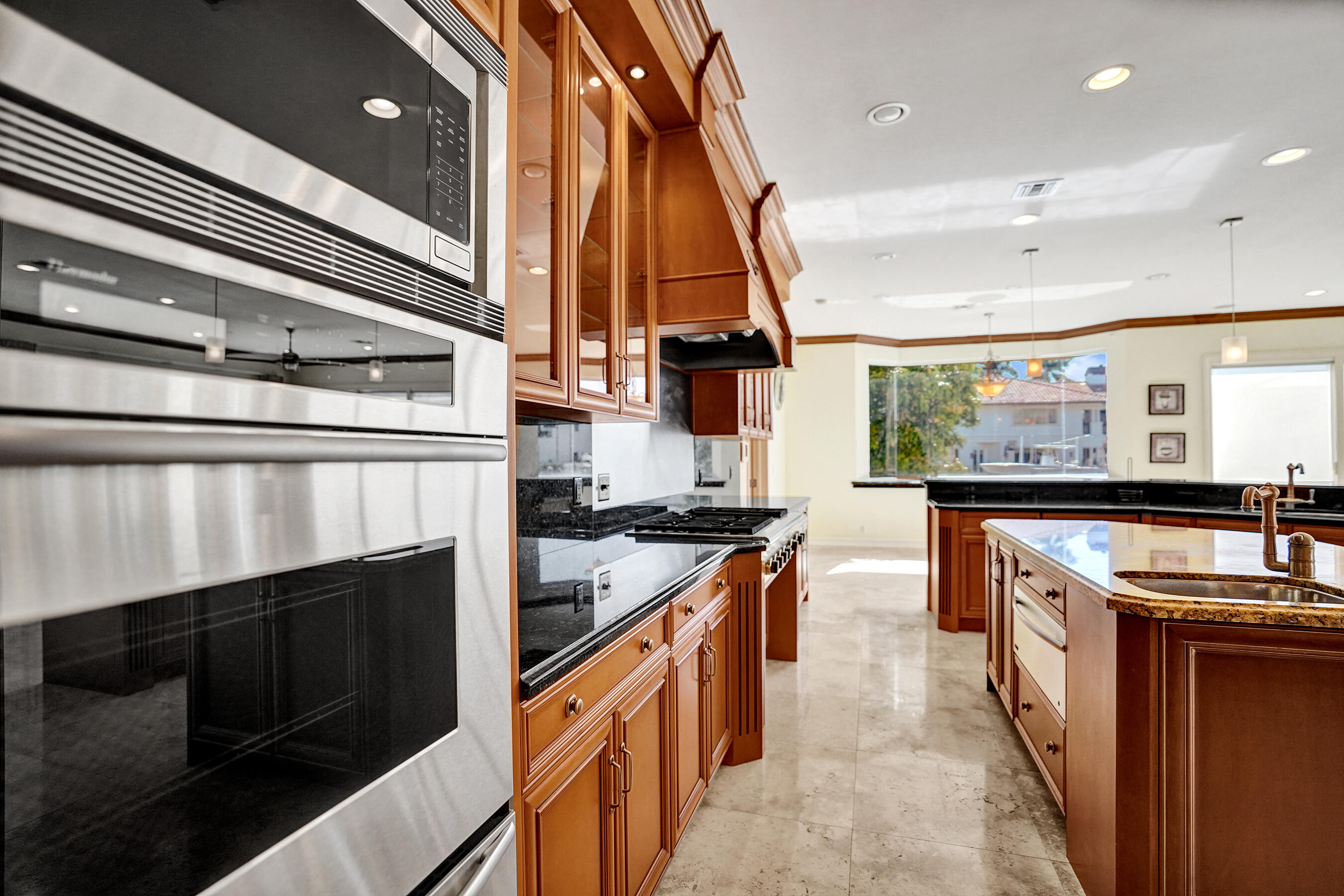2330 NE 31st, Lighthouse Point FL 33064