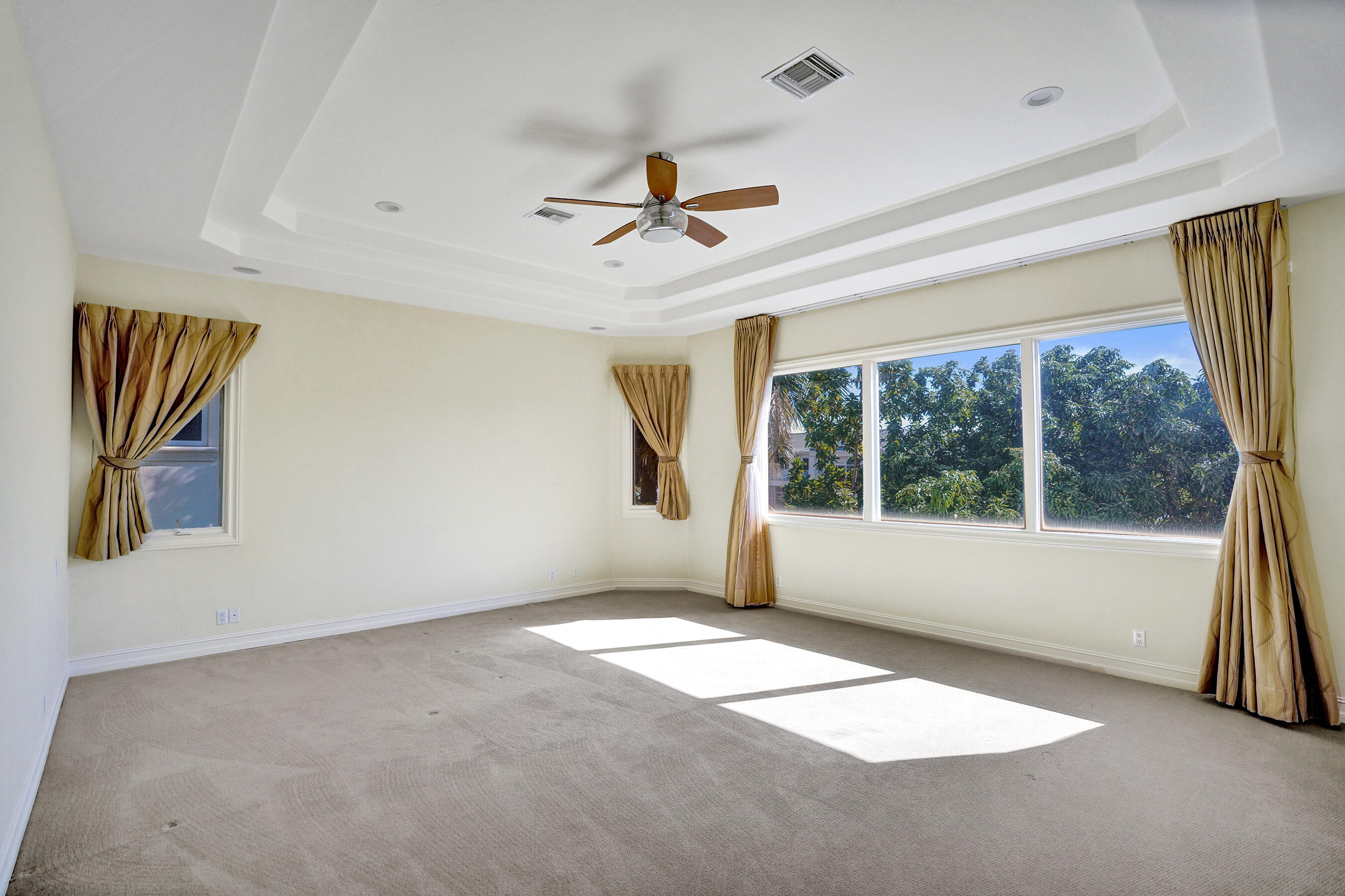 2330 NE 31st, Lighthouse Point FL 33064