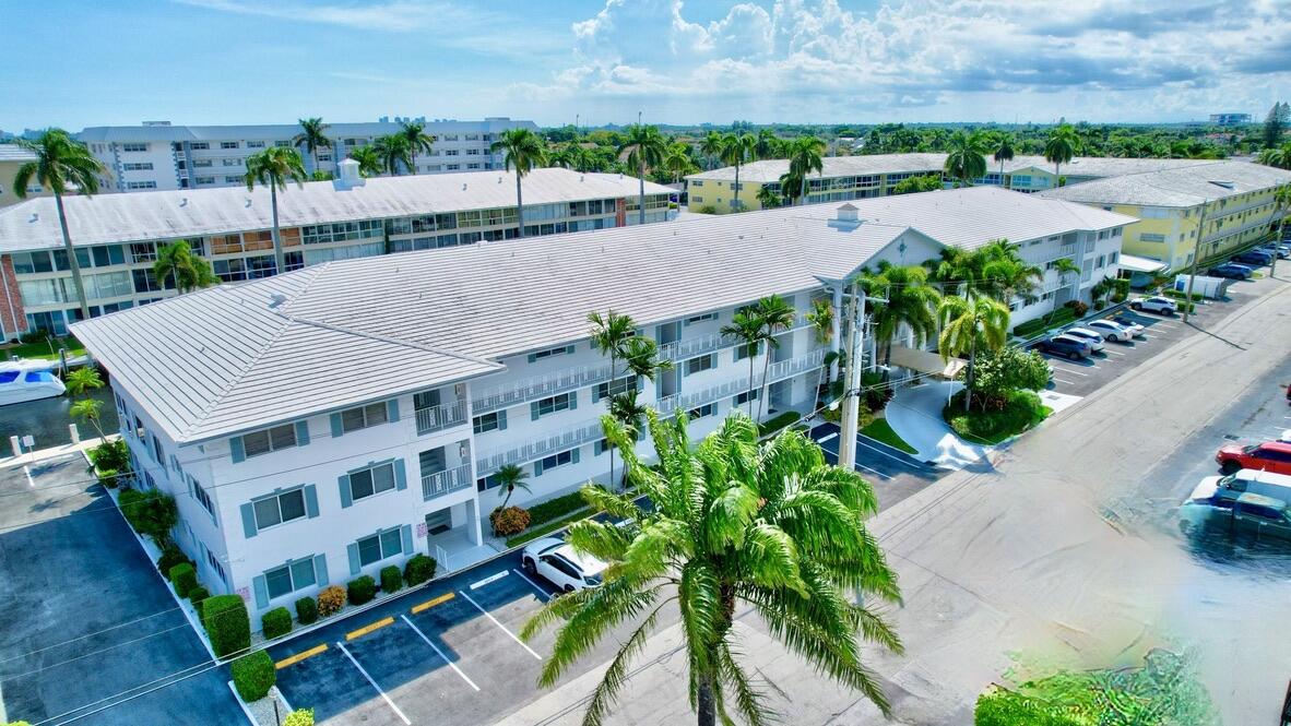 3050 NE 48th #107, Fort Lauderdale FL 33308