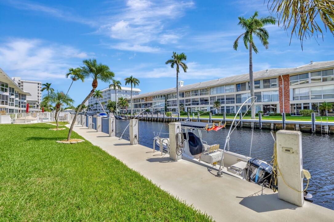 3050 NE 48th #107, Fort Lauderdale FL 33308