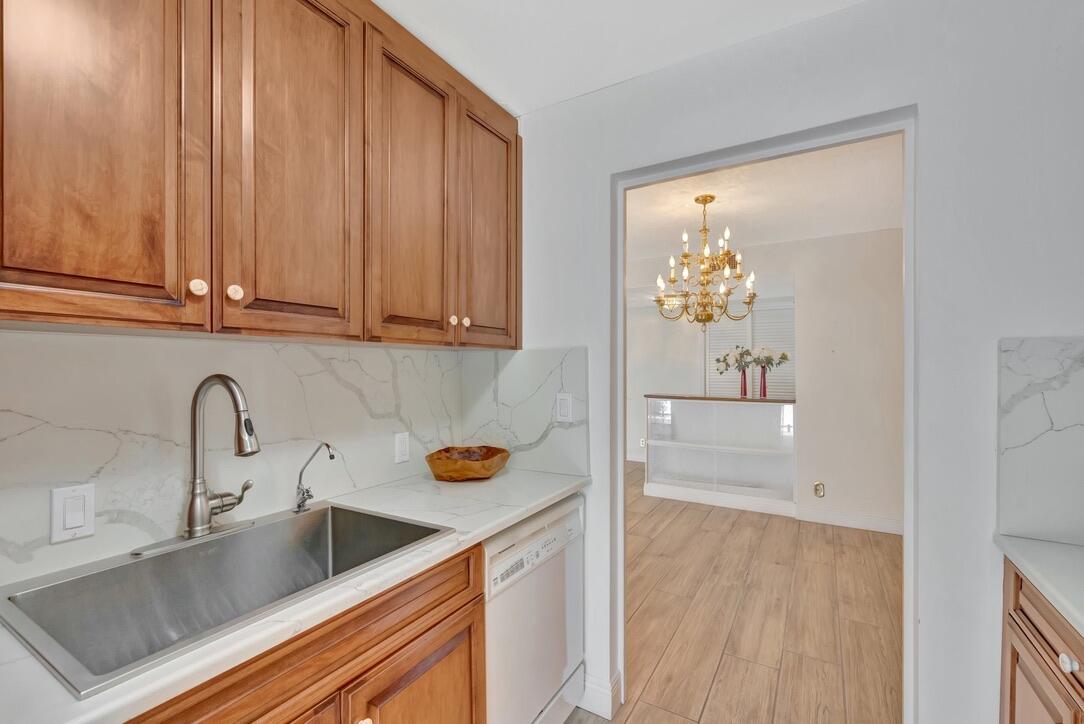 3050 NE 48th #107, Fort Lauderdale FL 33308
