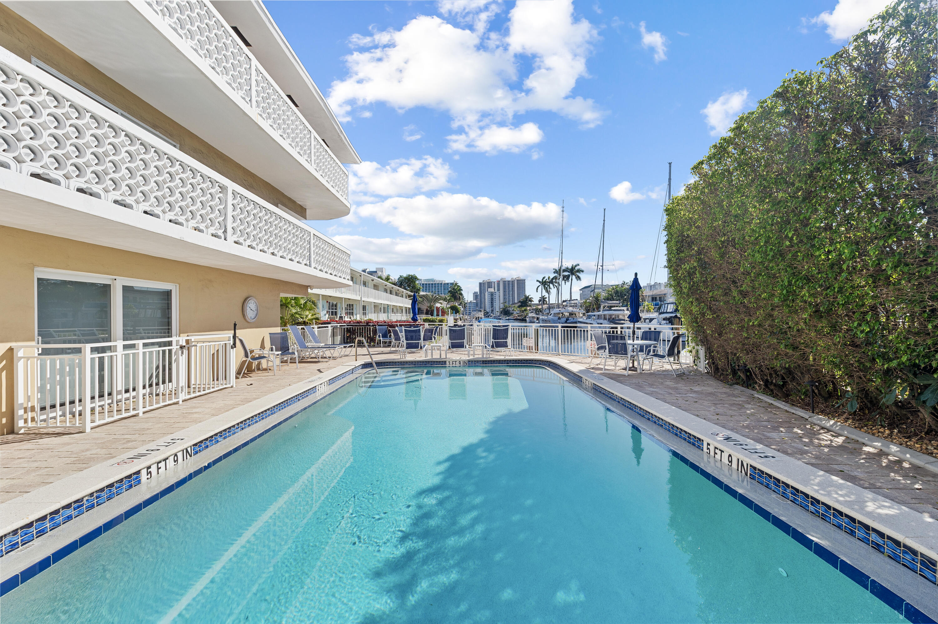 3220 Bayview #302, Fort Lauderdale FL 33306