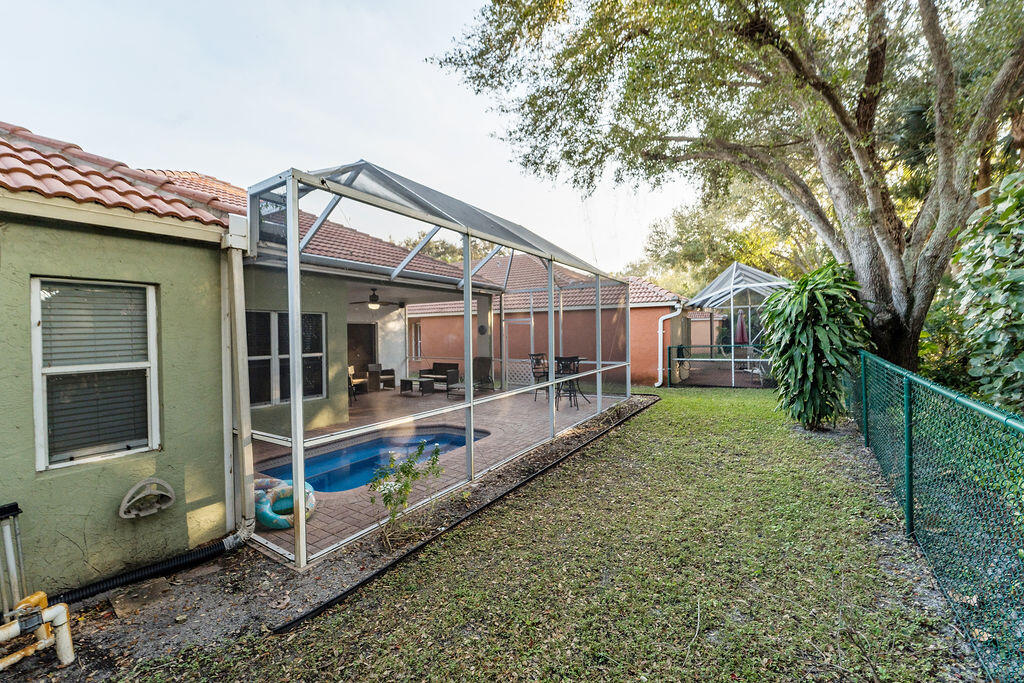 8063 Via Hacienda, Riviera Beach FL 33418