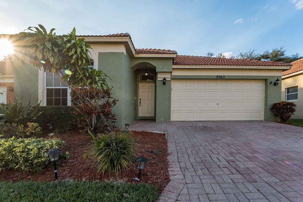 8063 Via Hacienda, Riviera Beach FL 33418