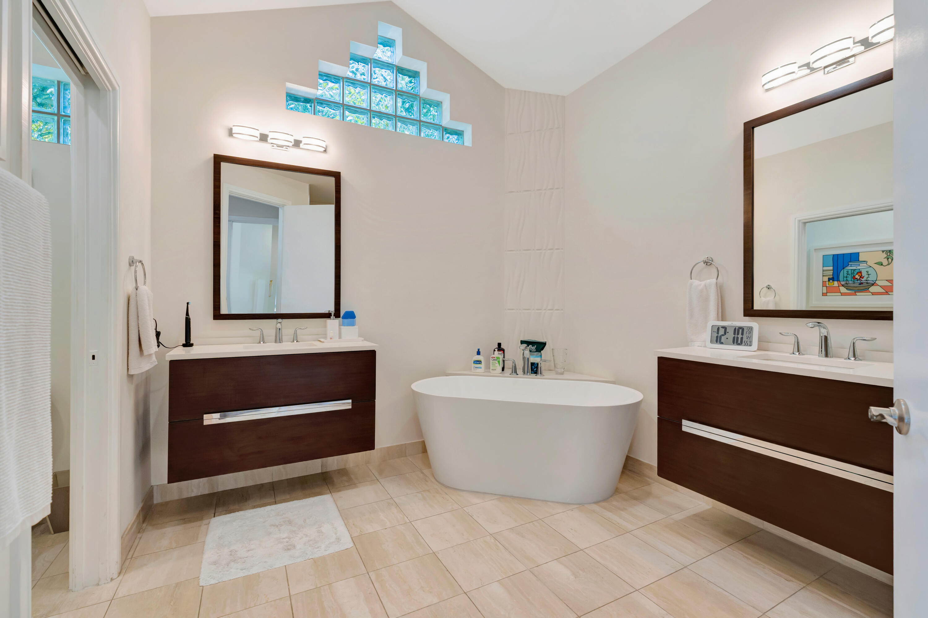 335 Regatta, Jupiter FL 33477