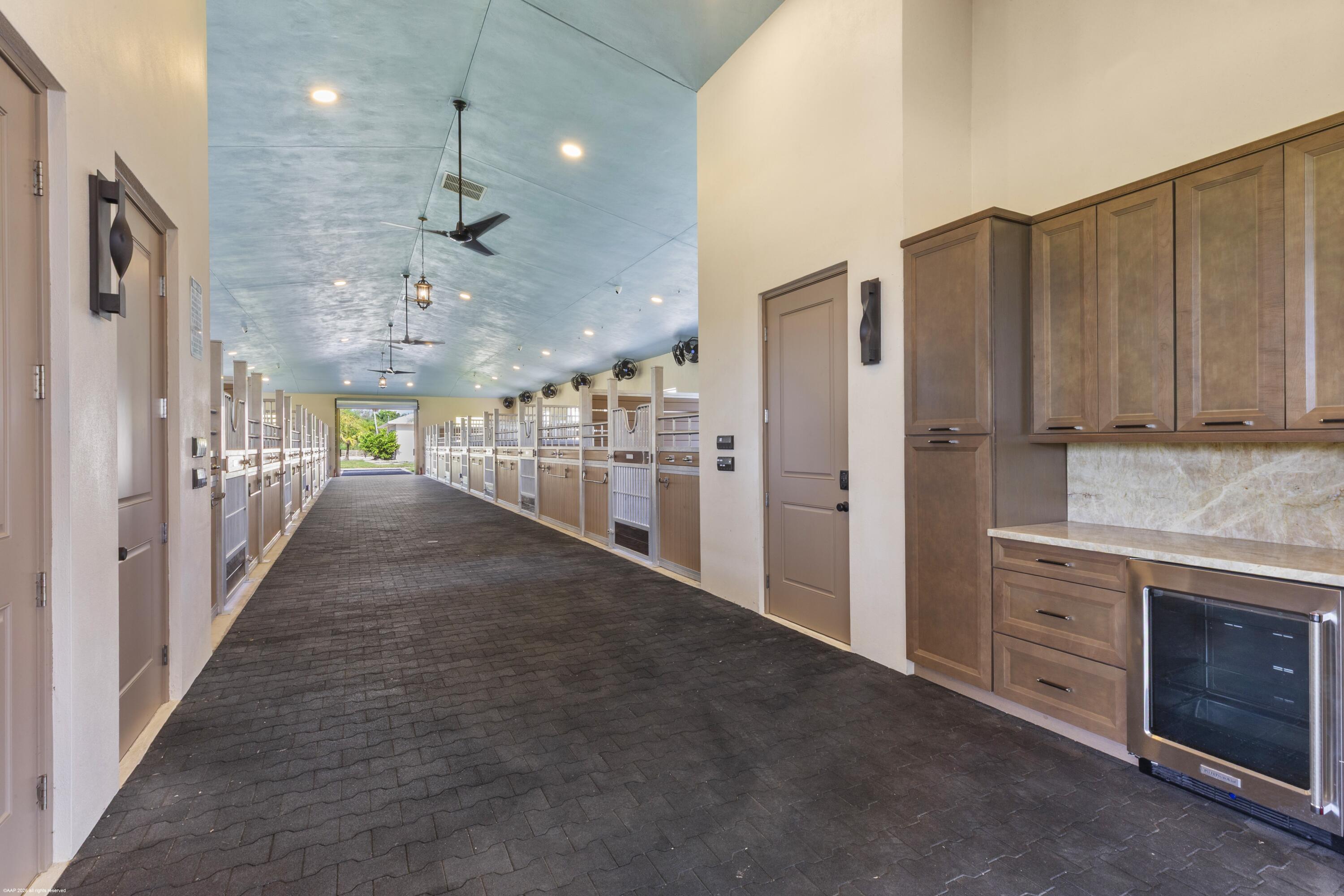 16219 Hollow Tree, Wellington FL 33470