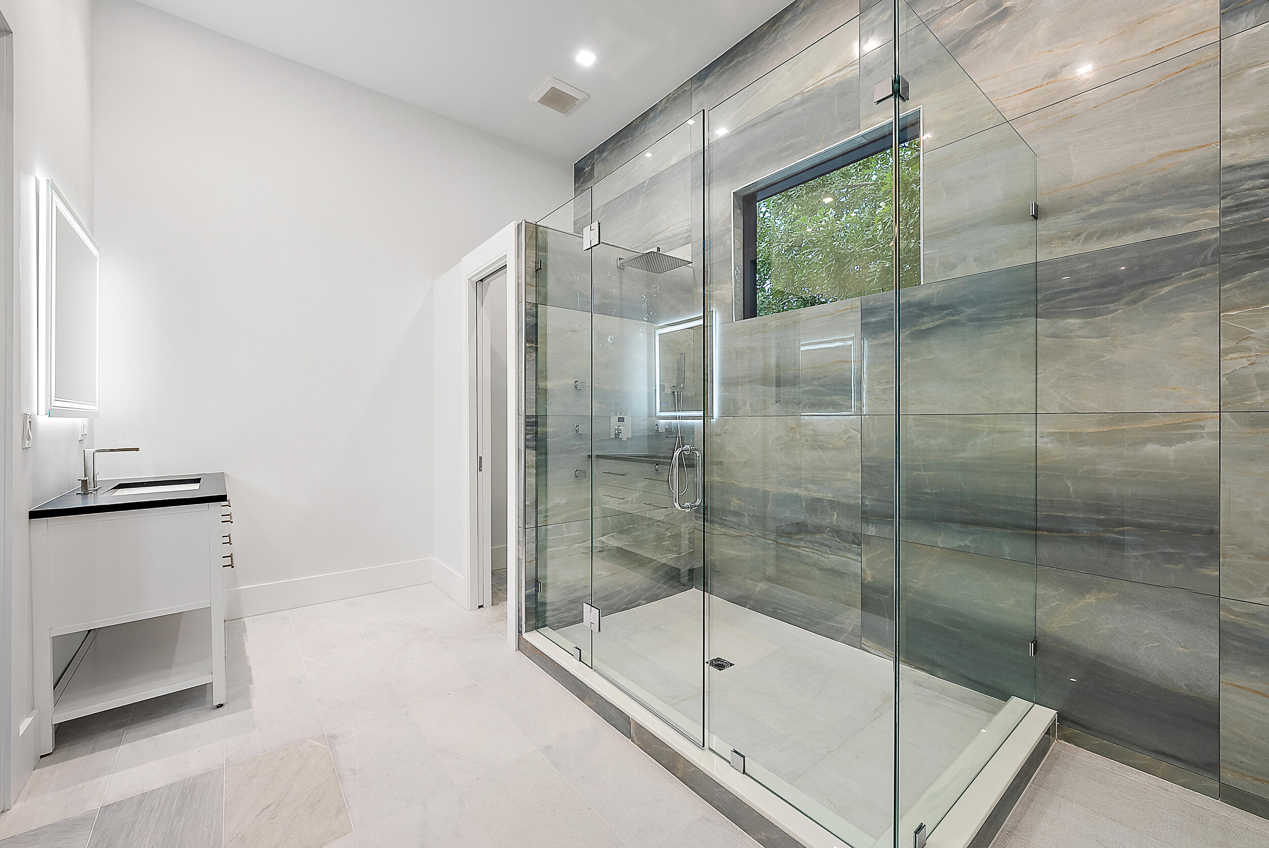706 Lakeside, North Palm Beach FL 33408