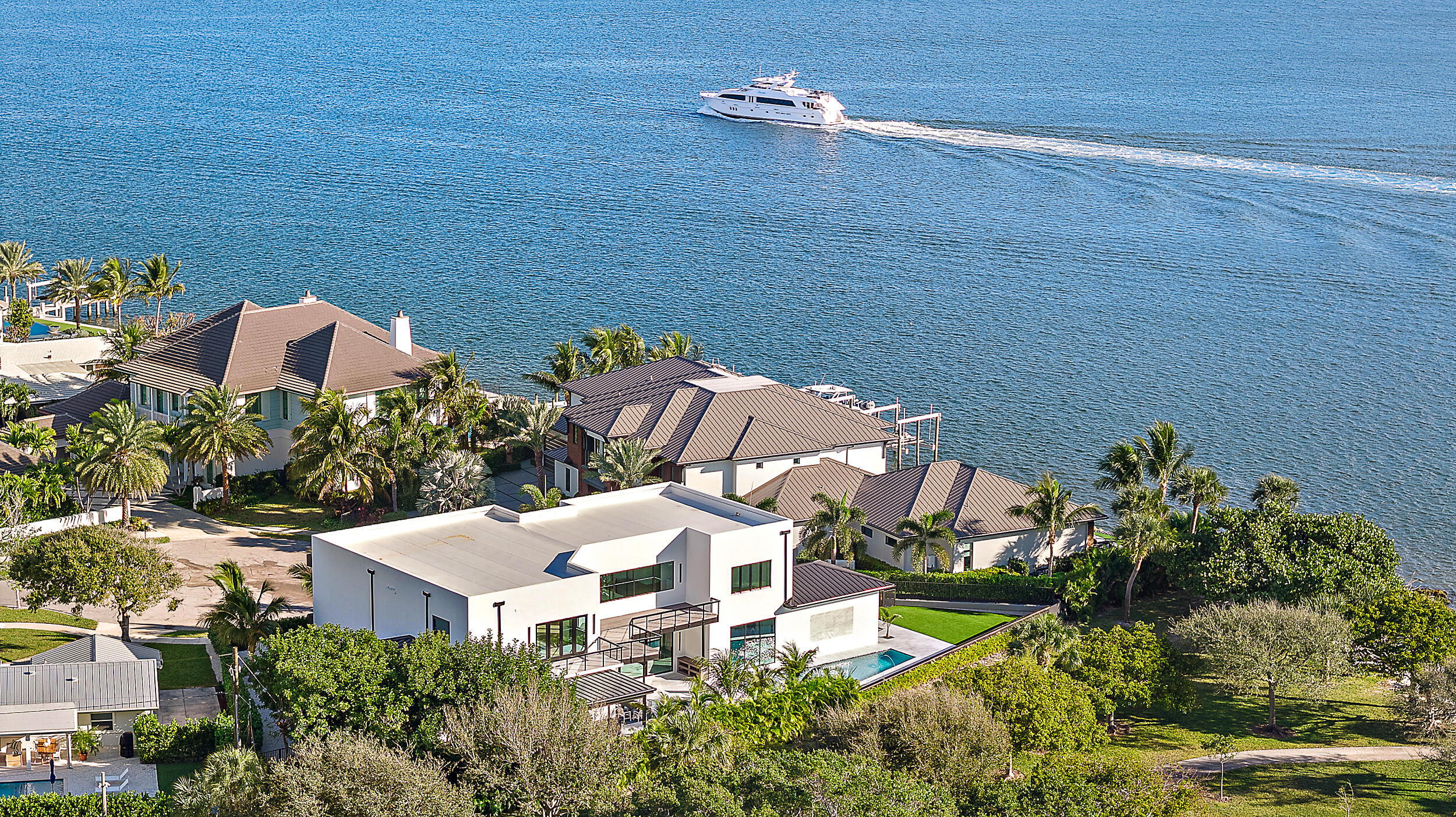 706 Lakeside, North Palm Beach FL 33408