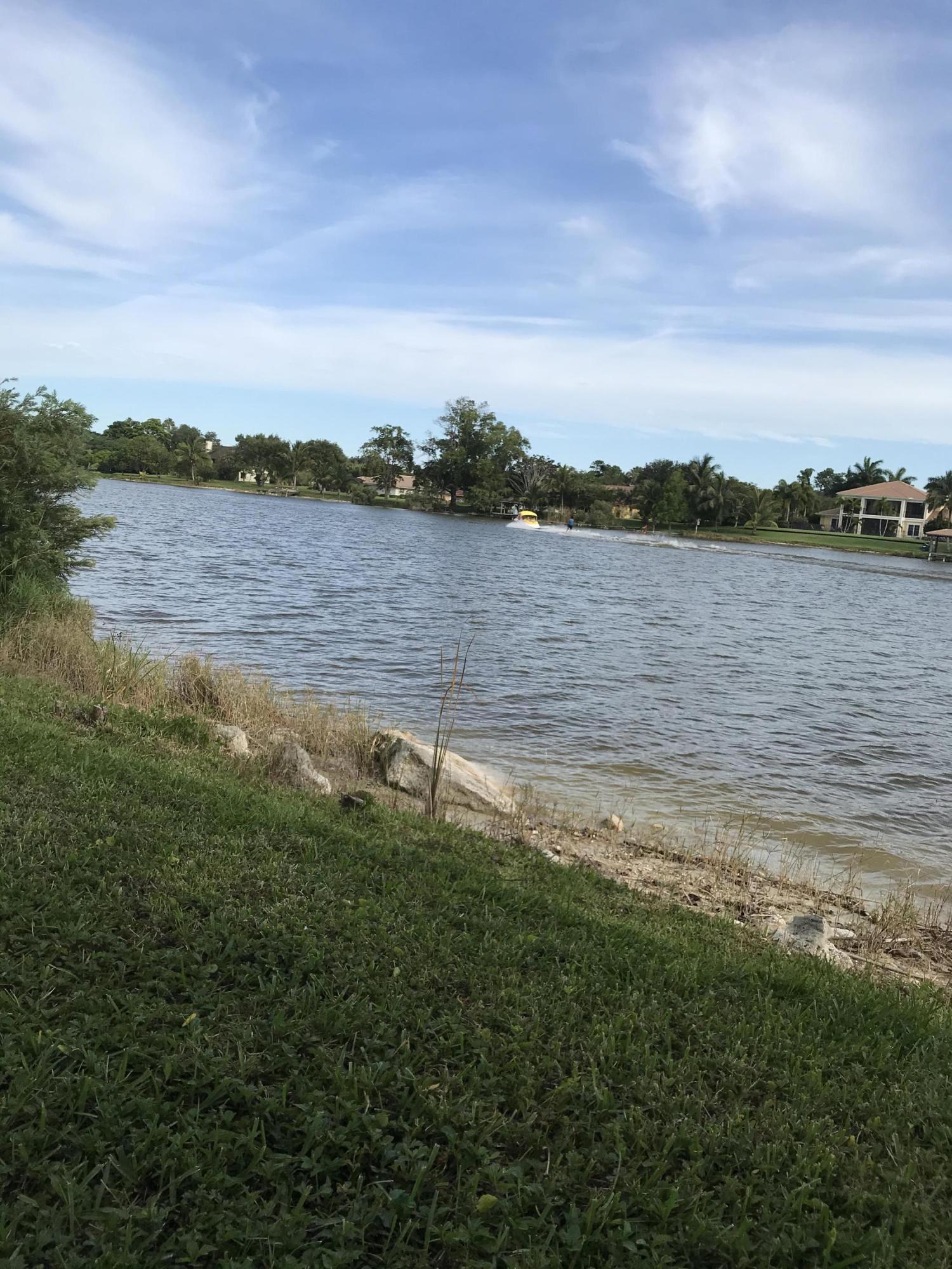 8862 Estate, West Palm Beach FL 33411