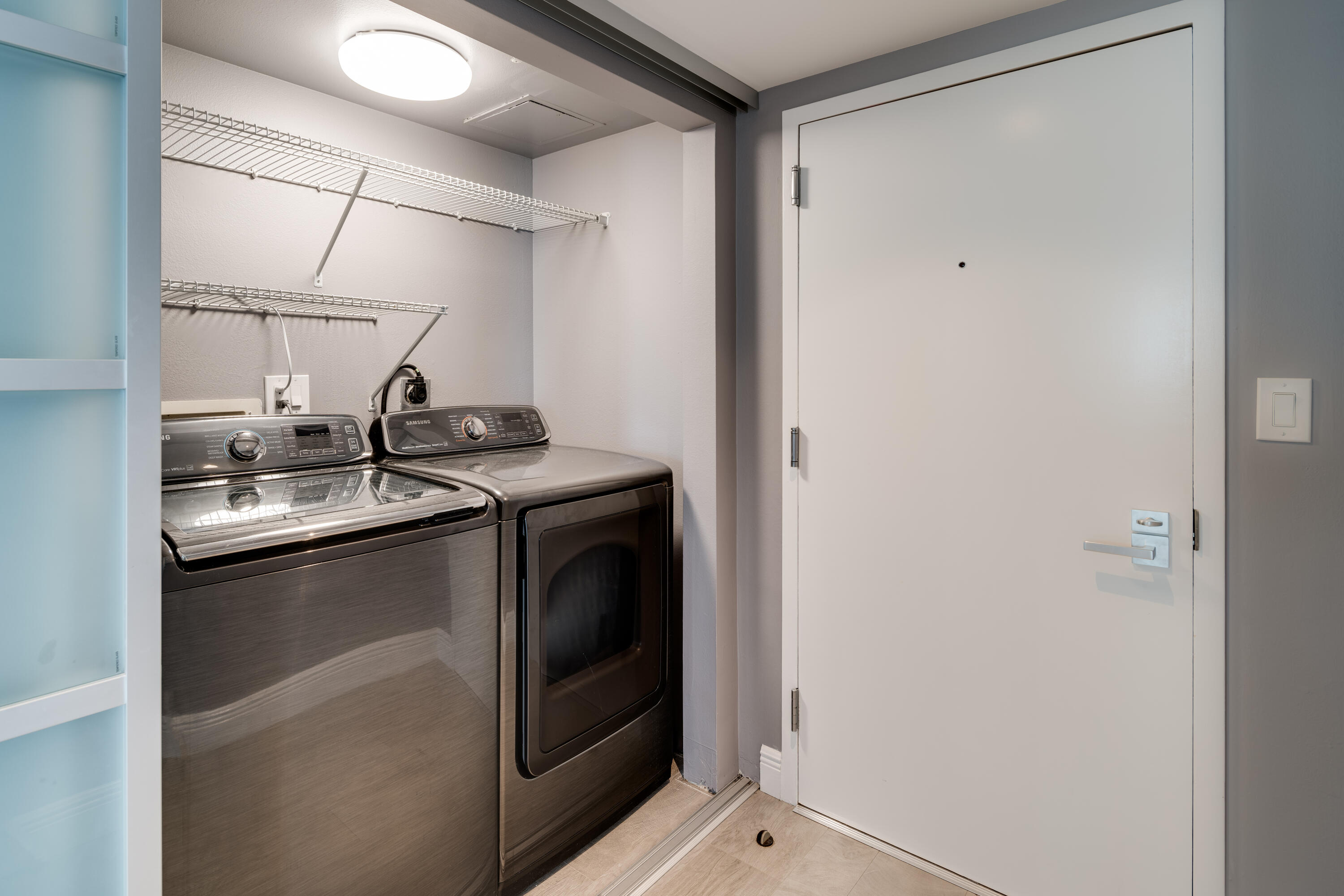 650 W West #701, Miami Beach FL 33139