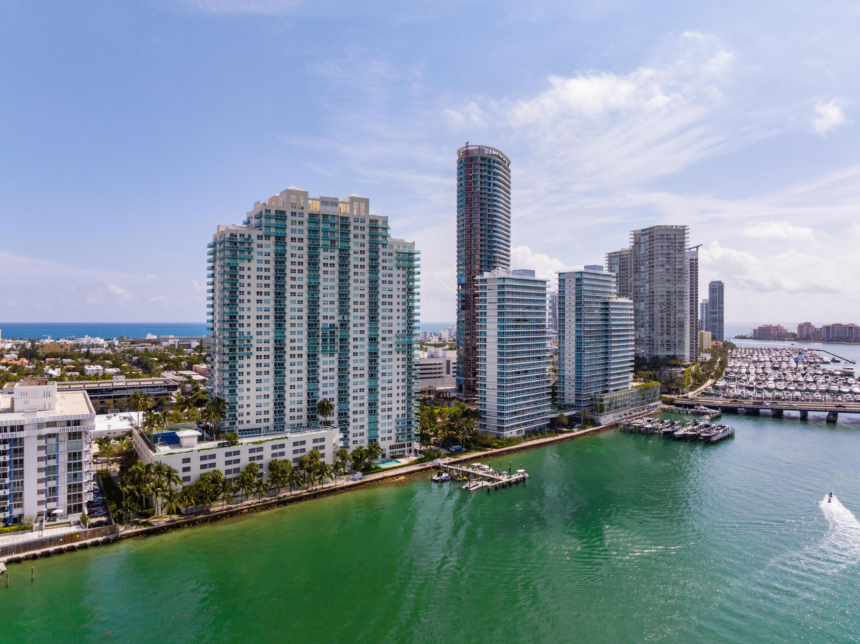 650 W West #701, Miami Beach FL 33139