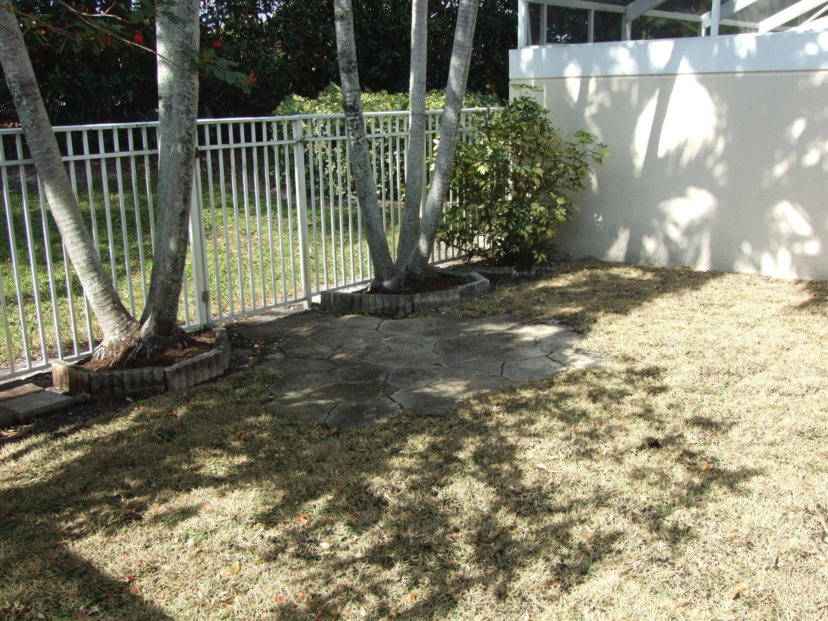 181 Santa Barbara, Palm Beach Gardens FL 33410