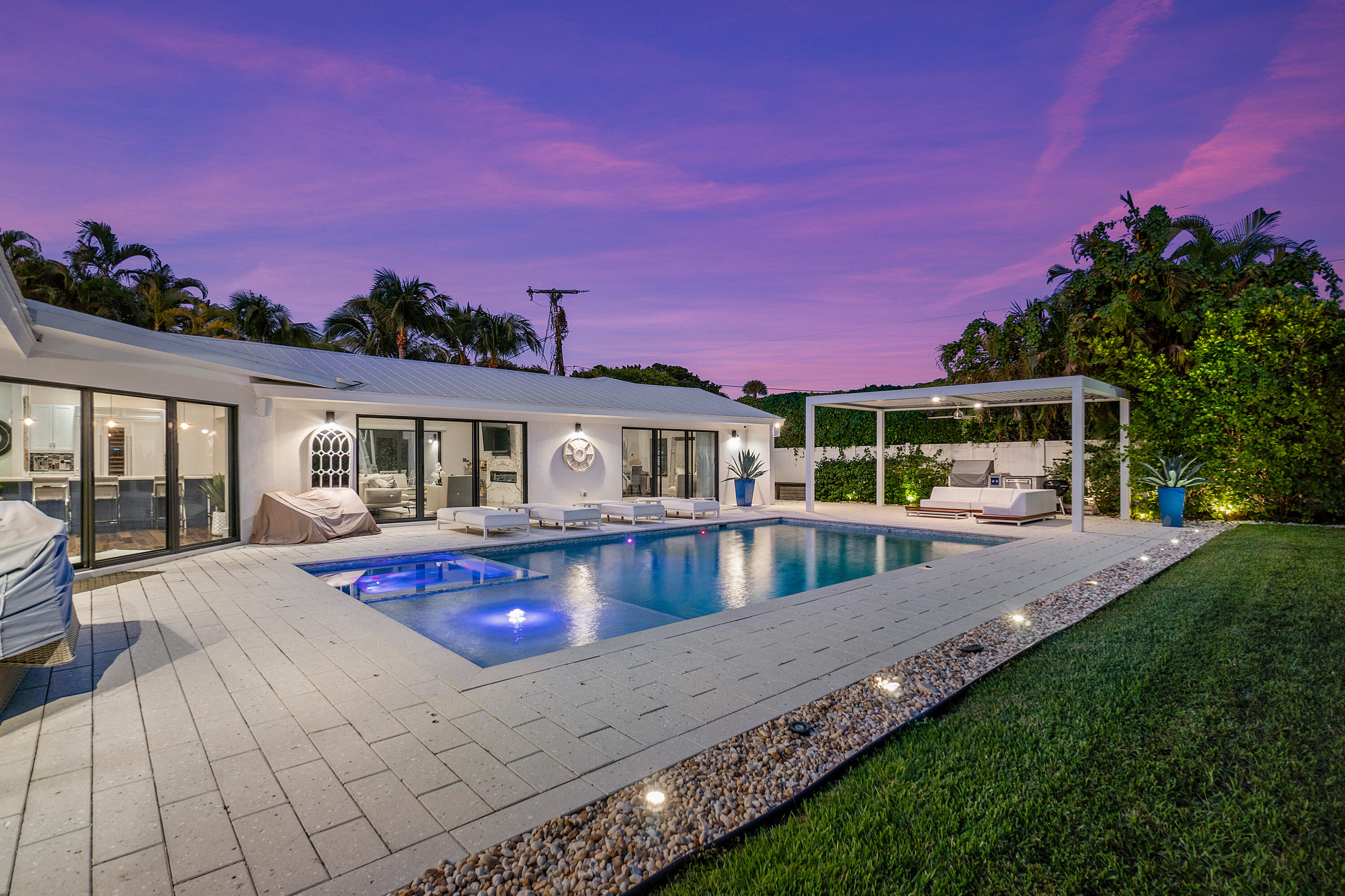 1117 Lake, Delray Beach FL 33444