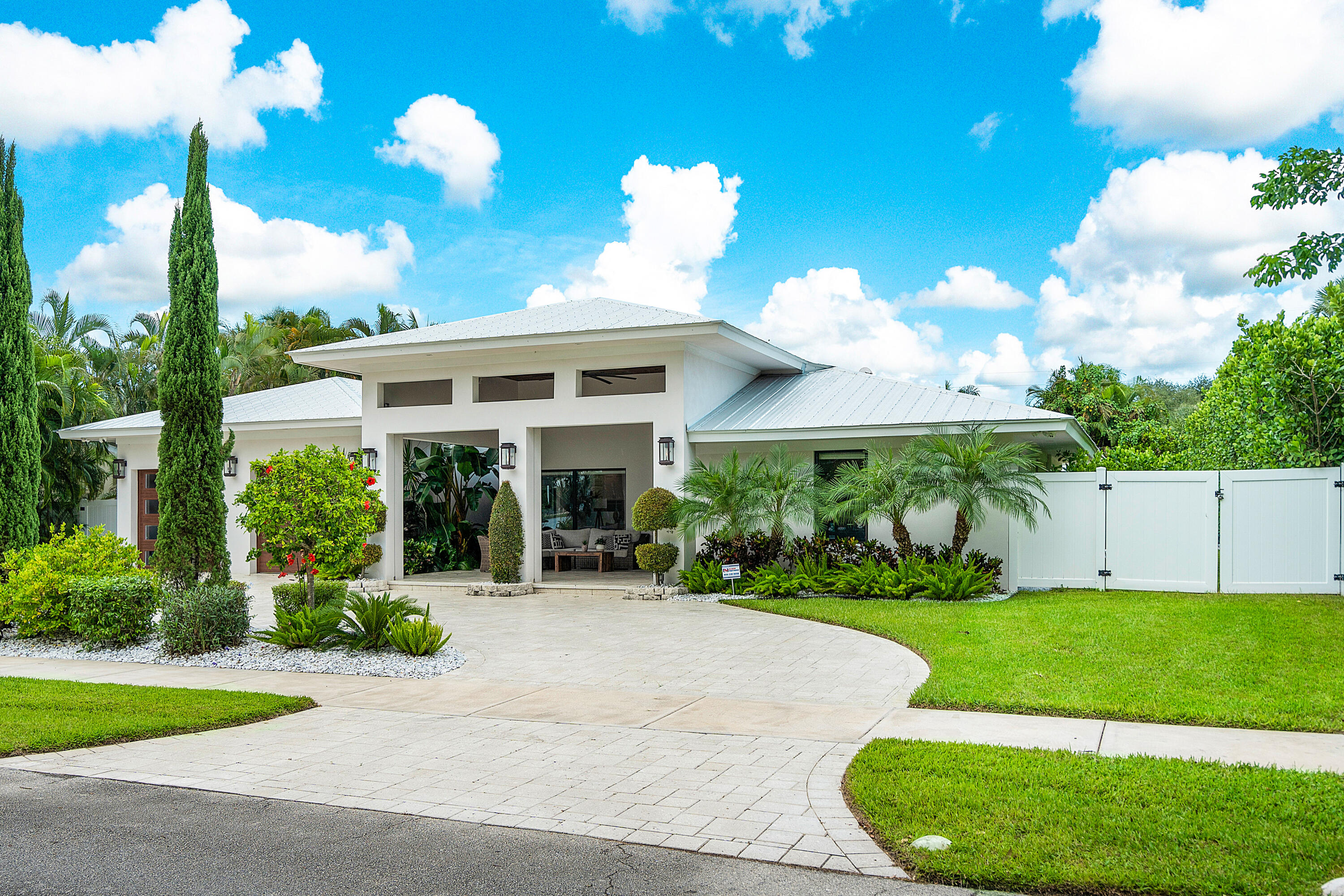 1117 Lake, Delray Beach FL 33444
