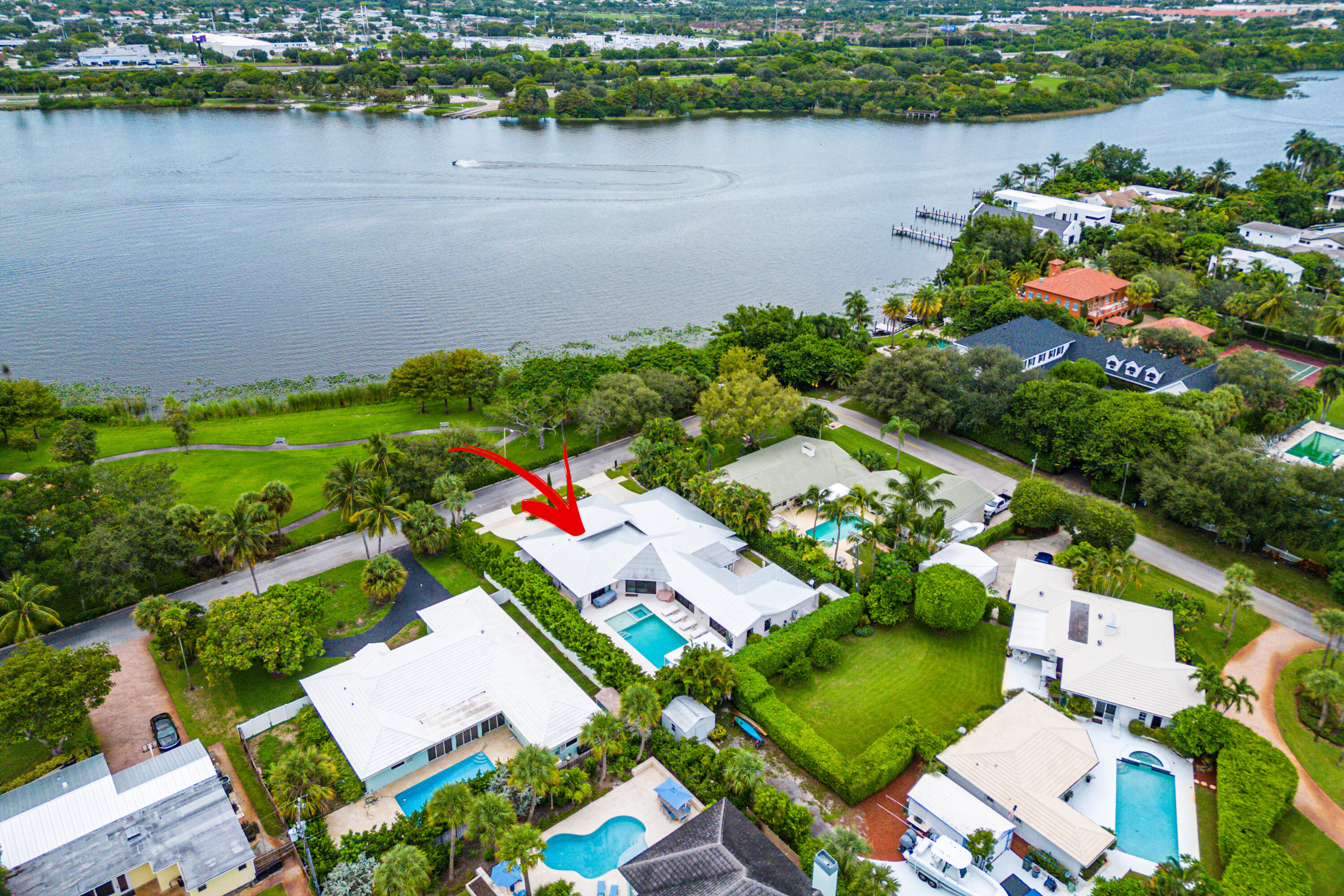 1117 Lake, Delray Beach FL 33444