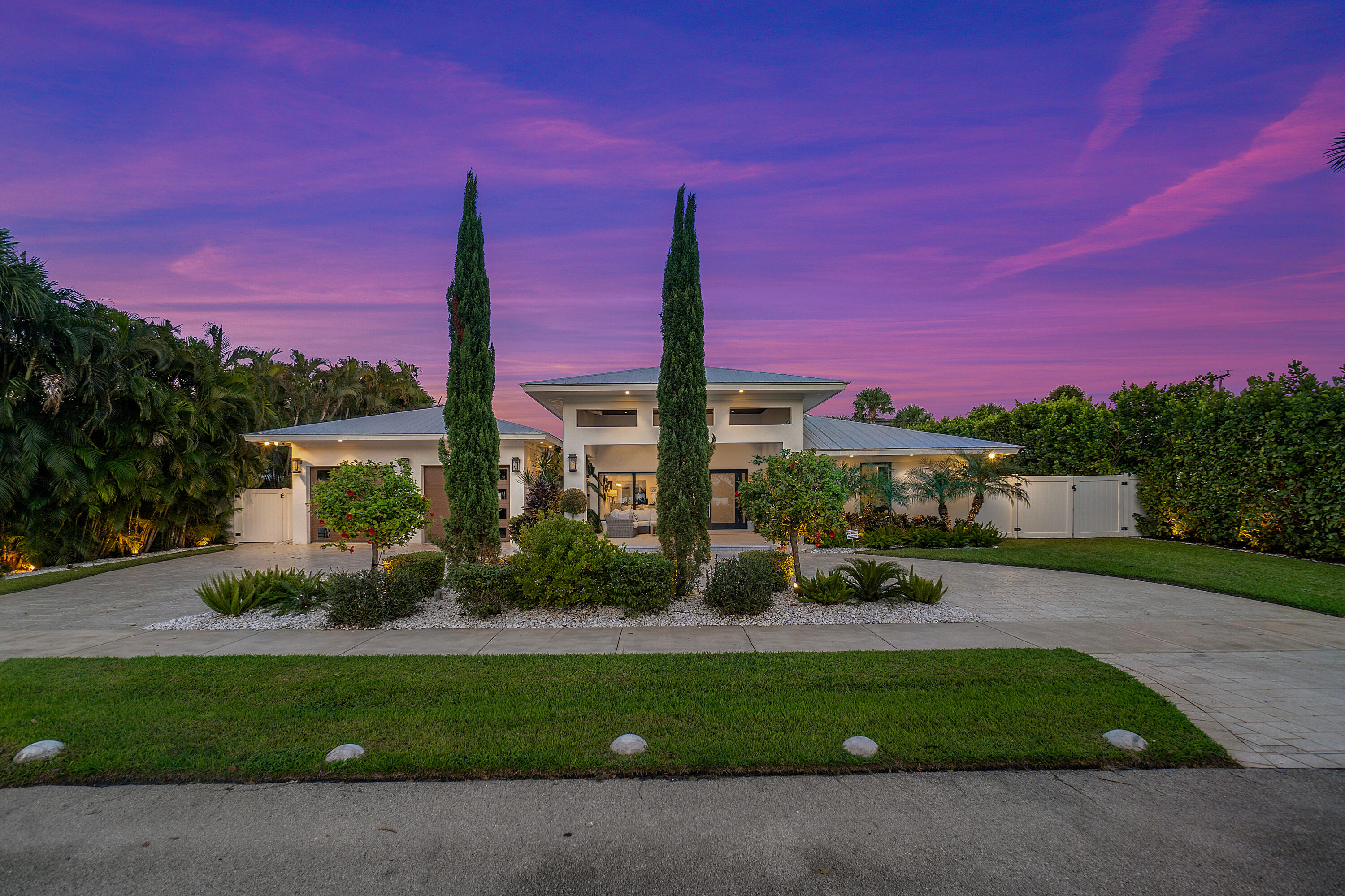 1117 Lake, Delray Beach FL 33444