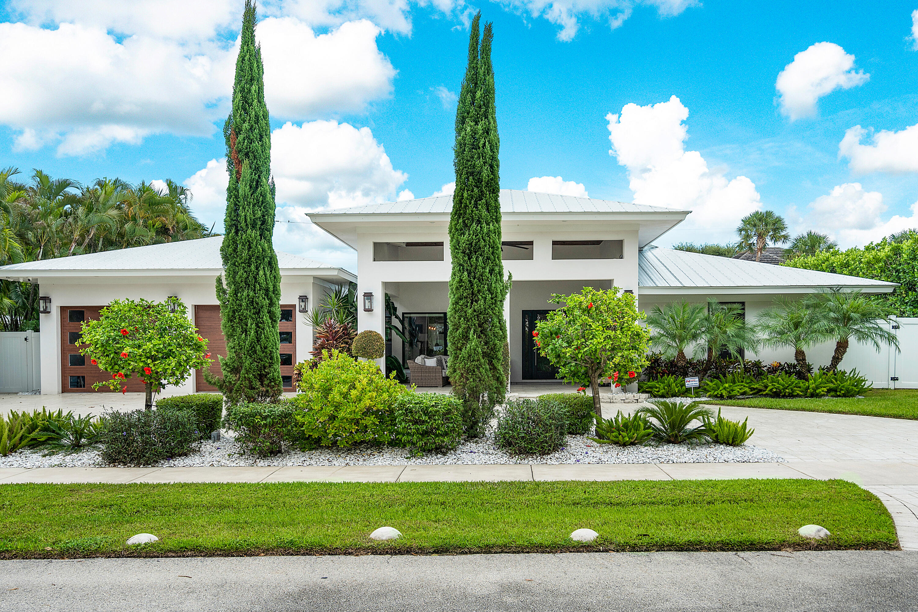 1117 Lake, Delray Beach FL 33444