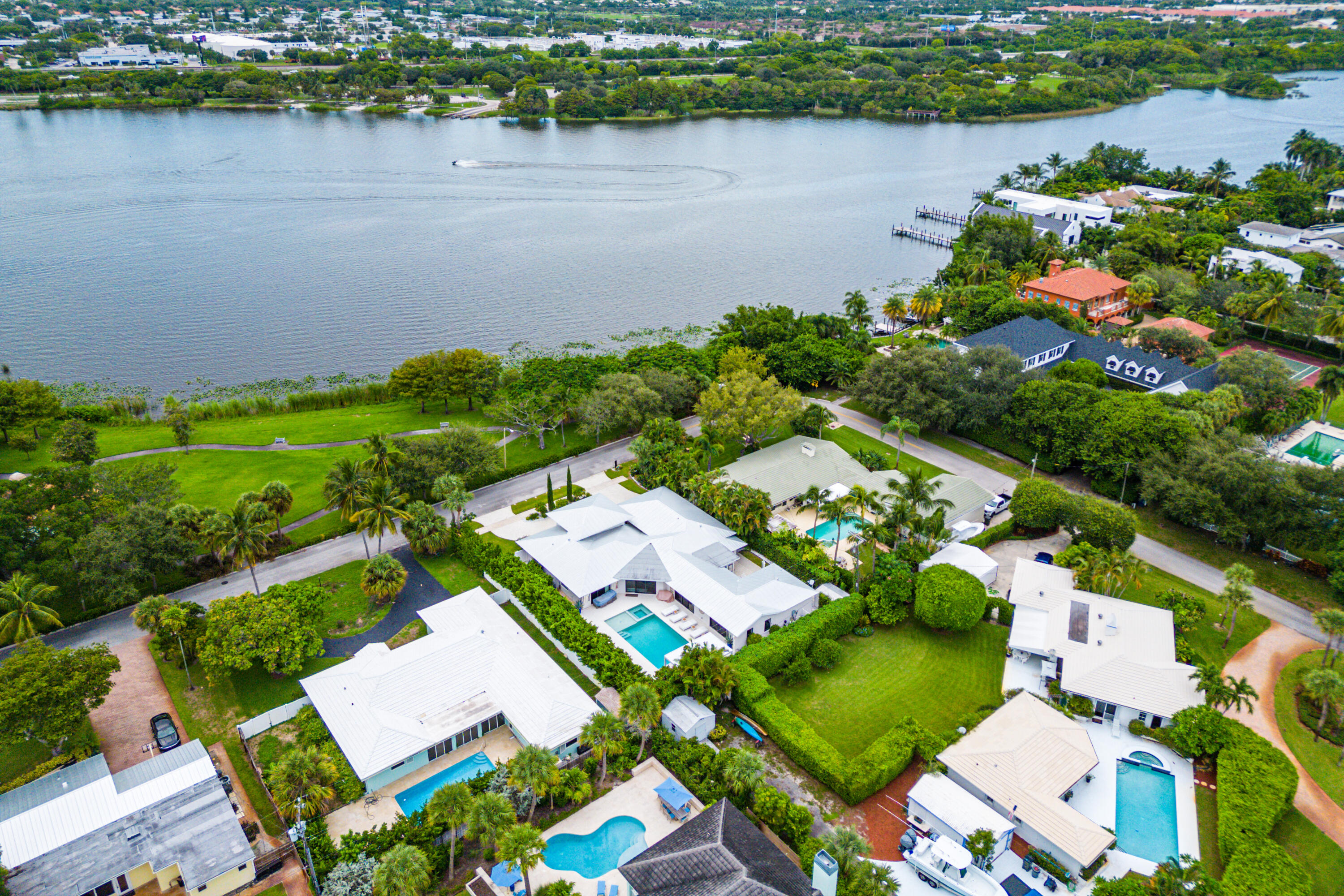 1117 Lake, Delray Beach FL 33444