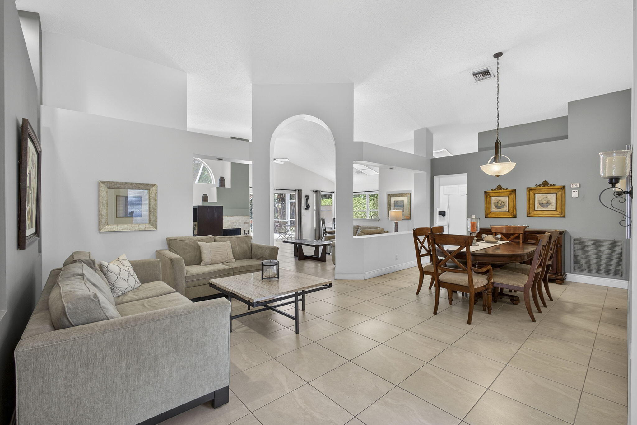 205 Bent Tree, Palm Beach Gardens FL 33418