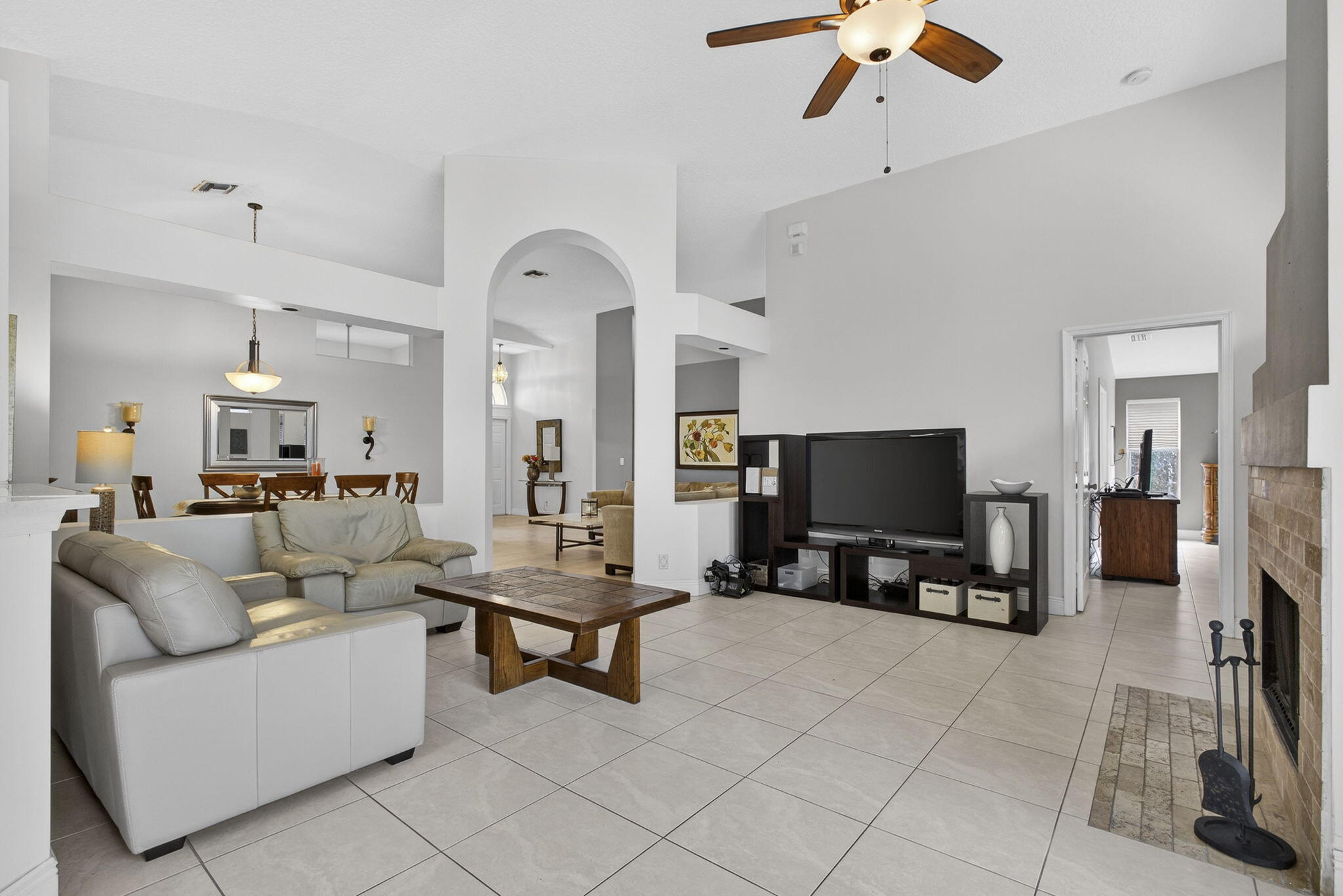 205 Bent Tree, Palm Beach Gardens FL 33418