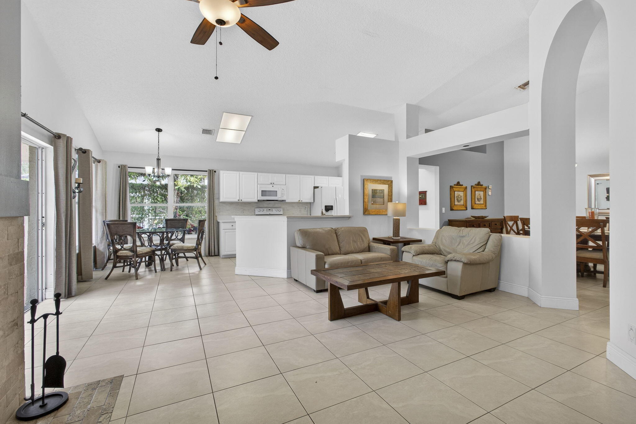 205 Bent Tree, Palm Beach Gardens FL 33418