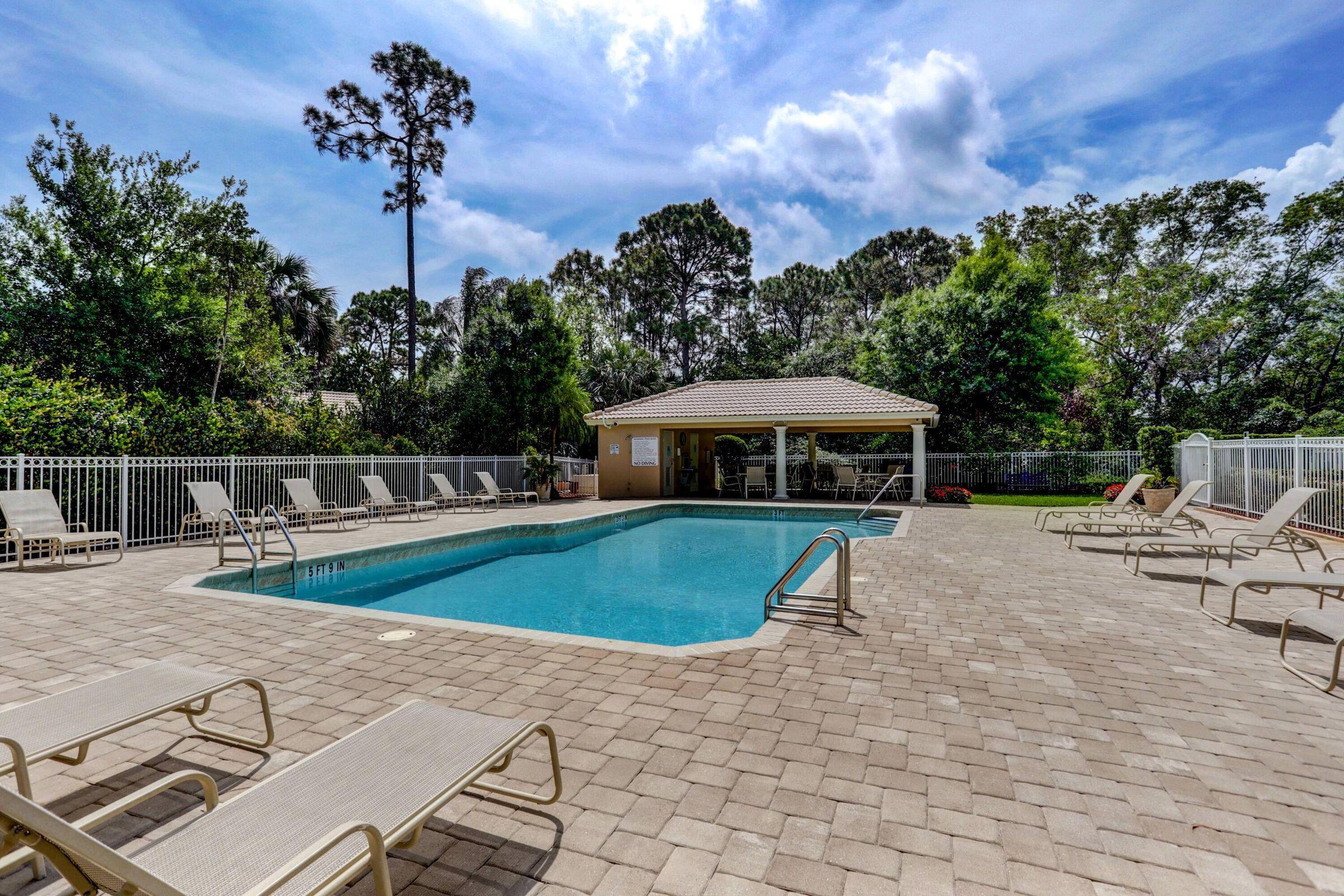 205 Bent Tree, Palm Beach Gardens FL 33418