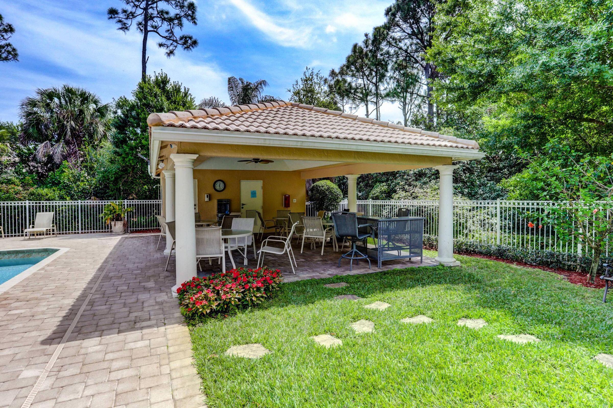 205 Bent Tree, Palm Beach Gardens FL 33418