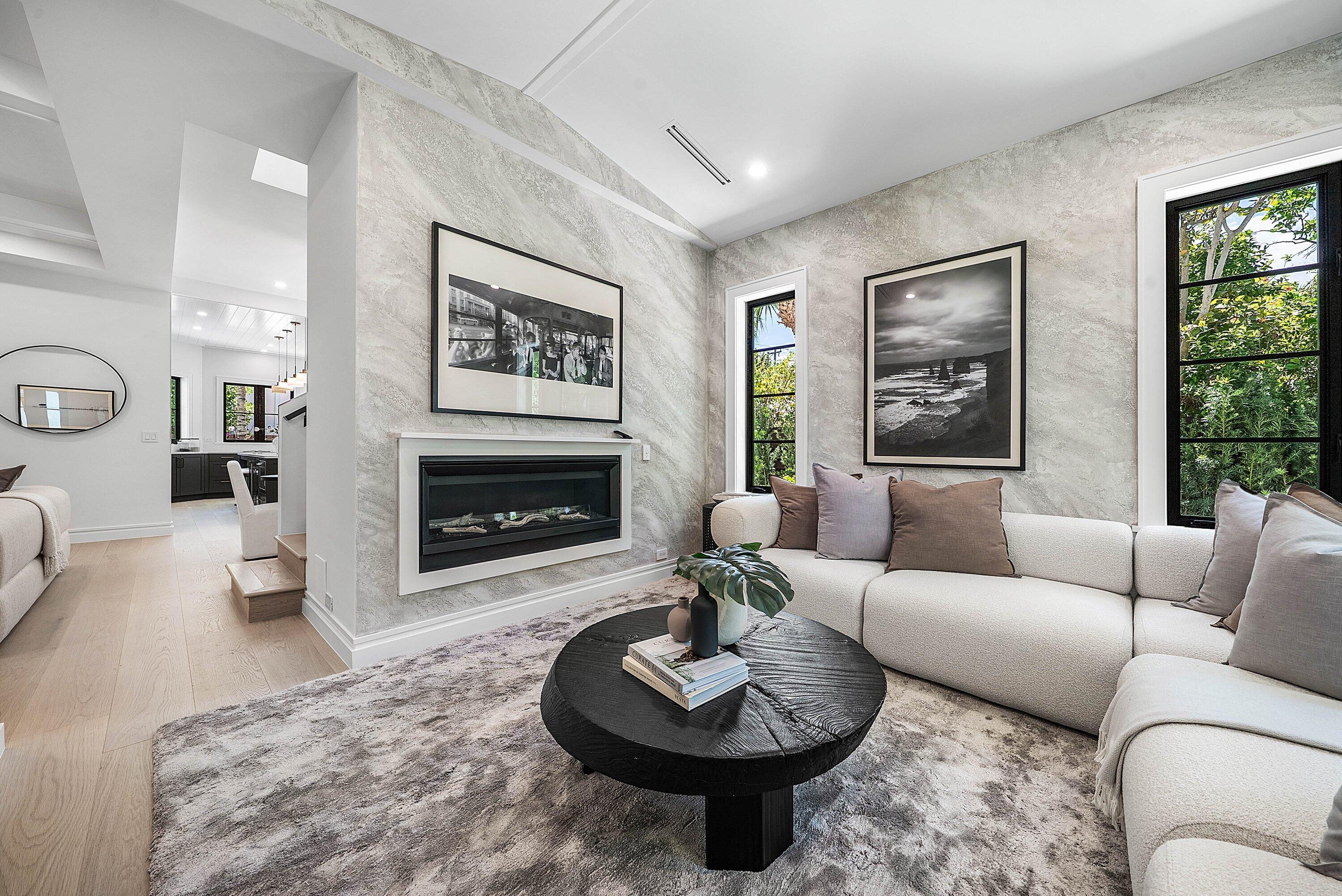 230 Pershing, West Palm Beach FL 33401