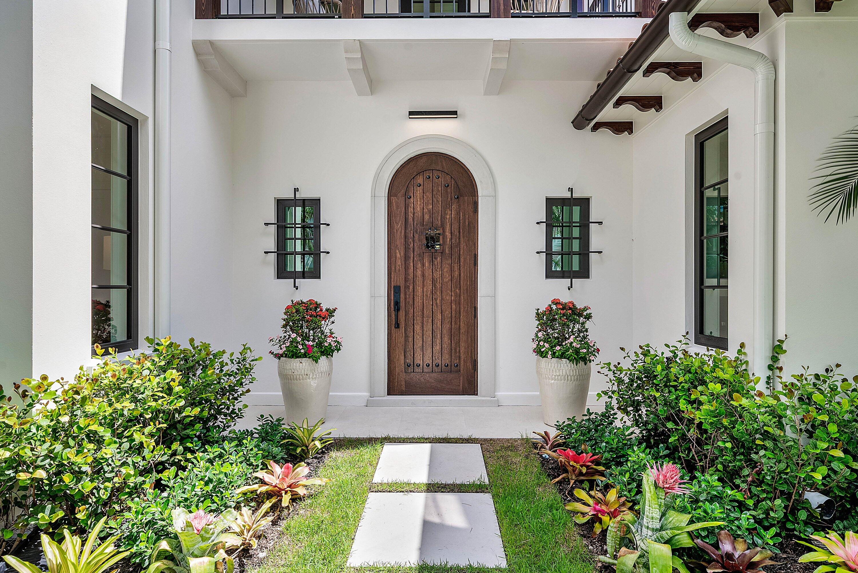 230 Pershing, West Palm Beach FL 33401