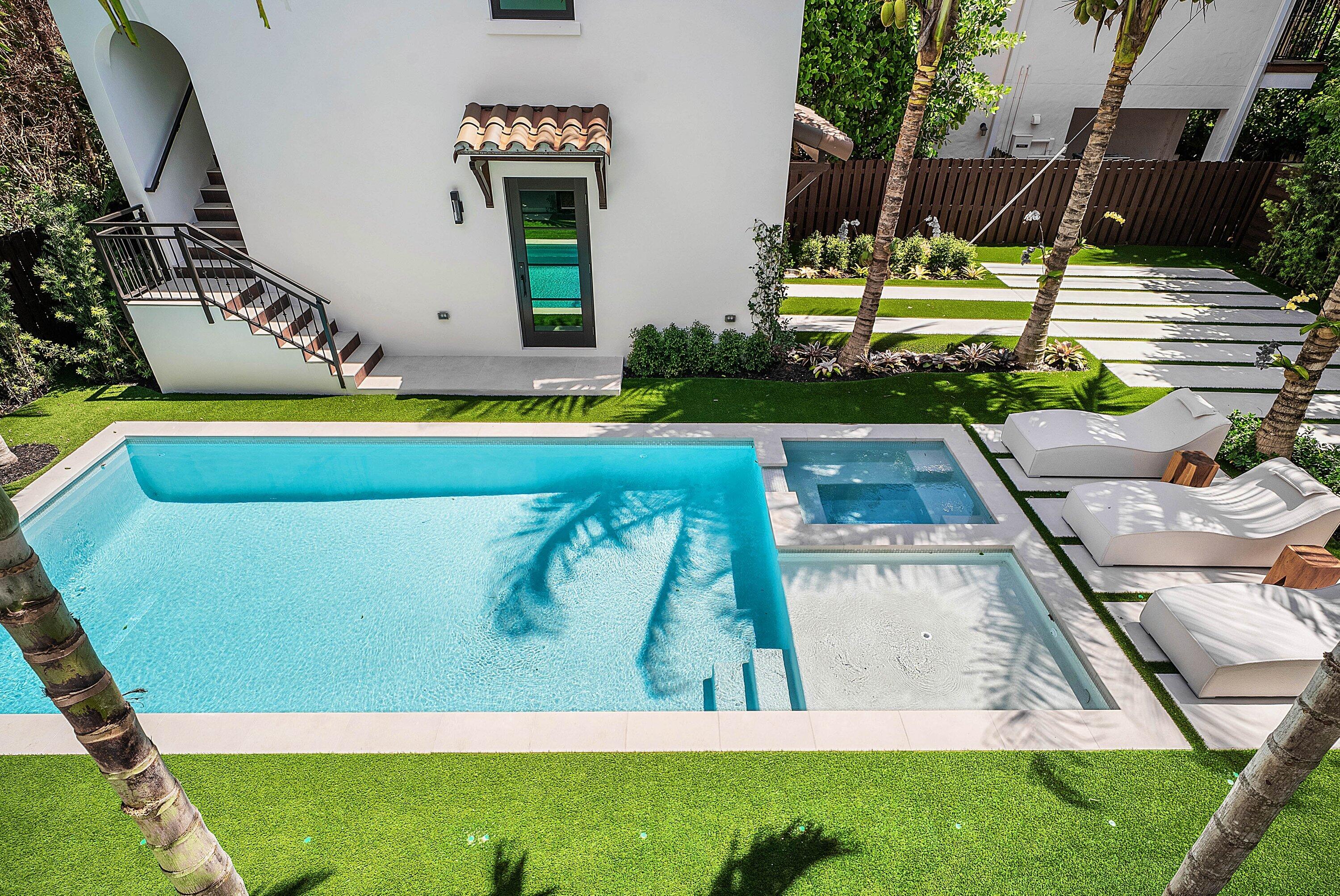230 Pershing, West Palm Beach FL 33401