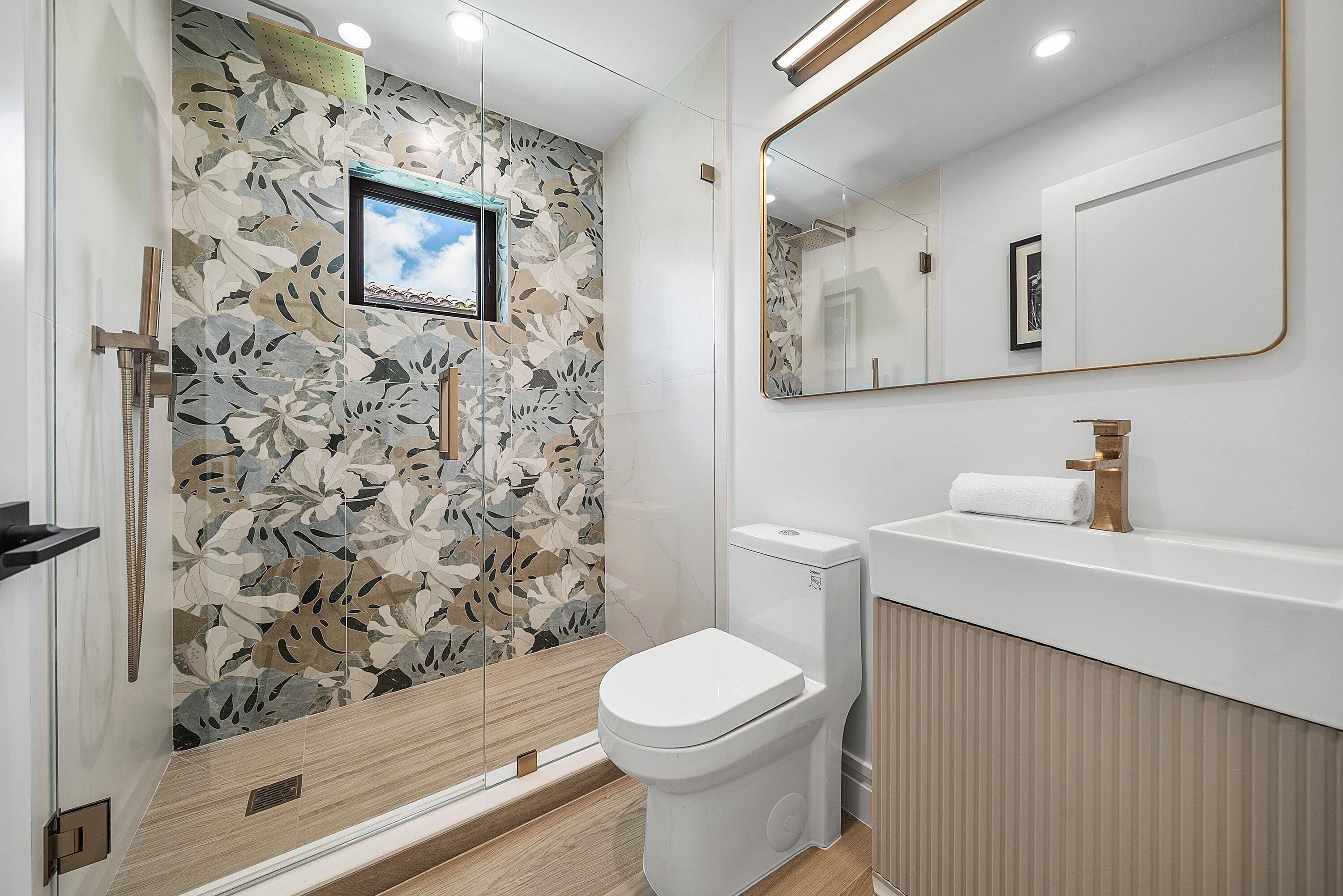 230 Pershing, West Palm Beach FL 33401