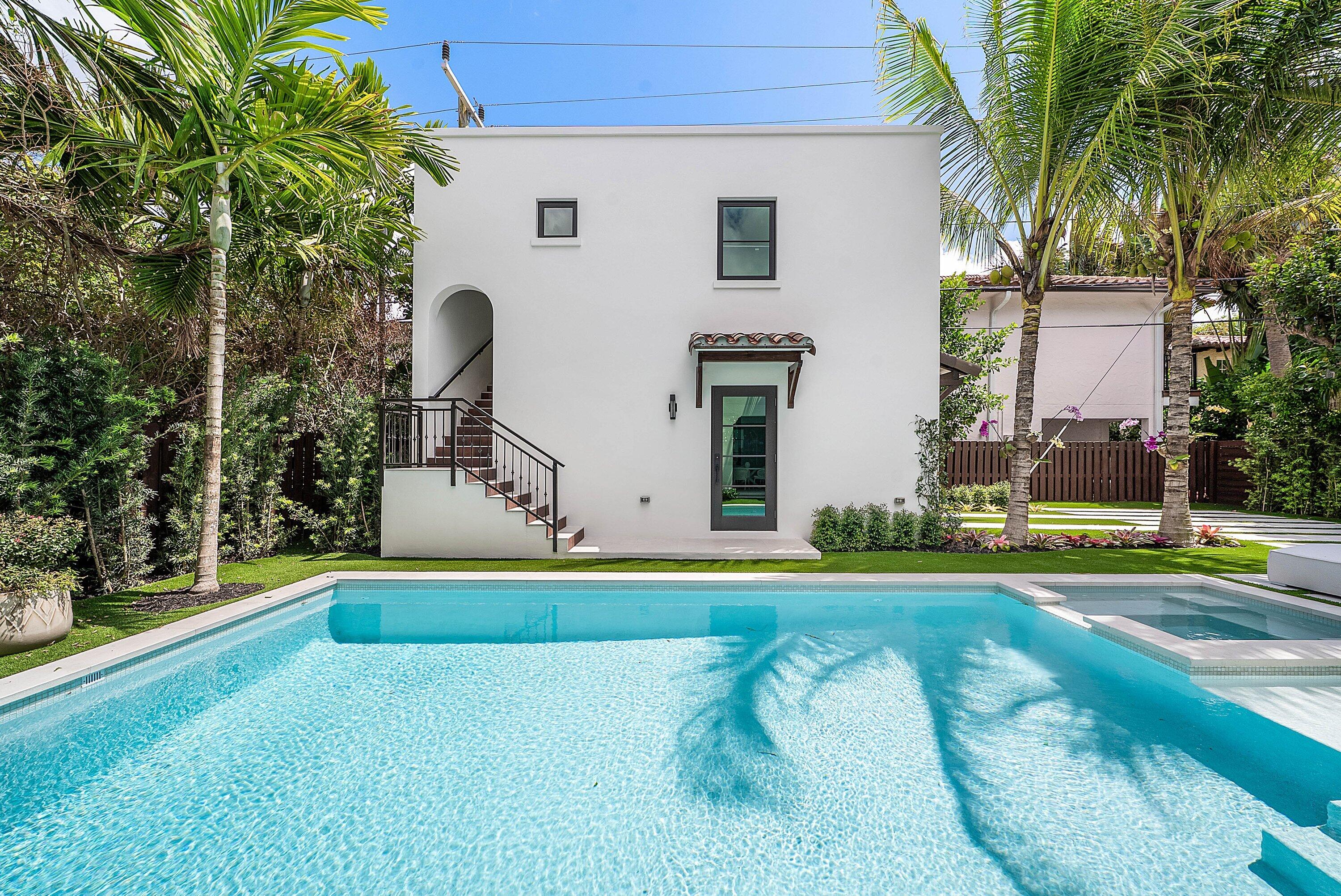 230 Pershing, West Palm Beach FL 33401