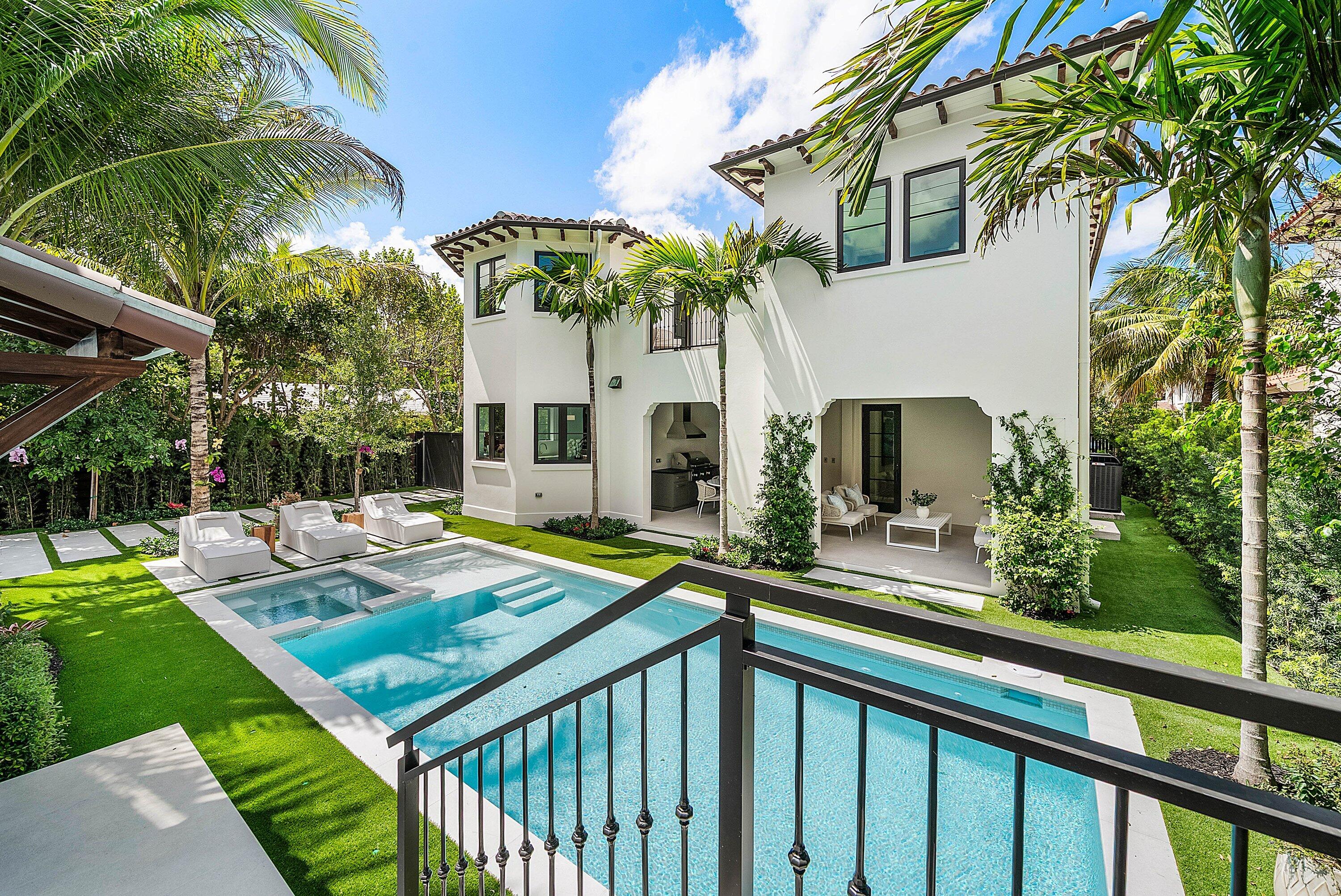 230 Pershing, West Palm Beach FL 33401