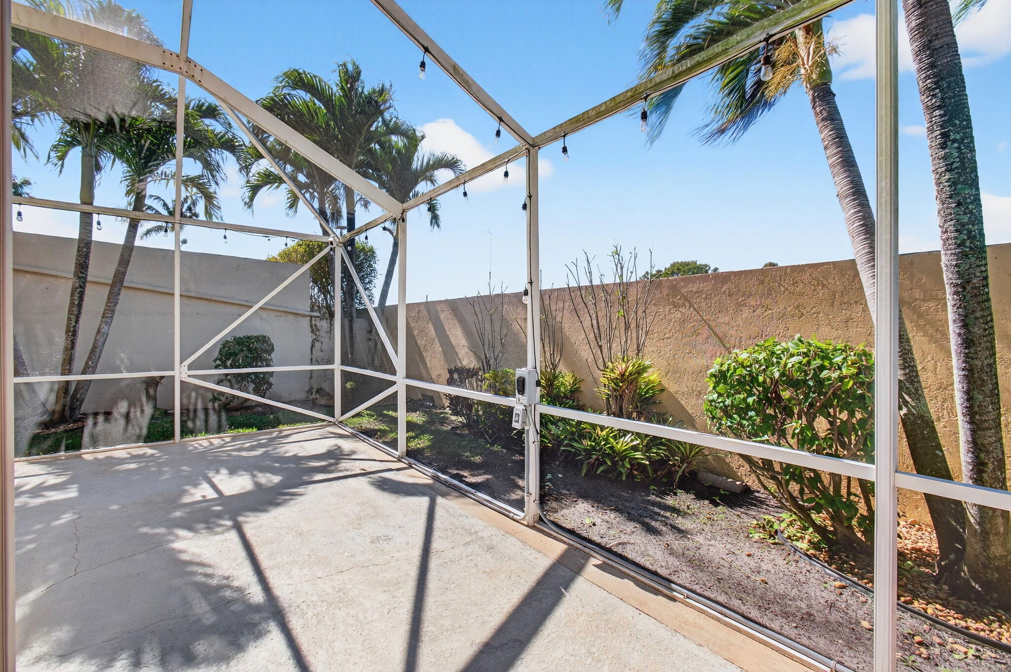 7848 Travlers Tree, Boca Raton FL 33433