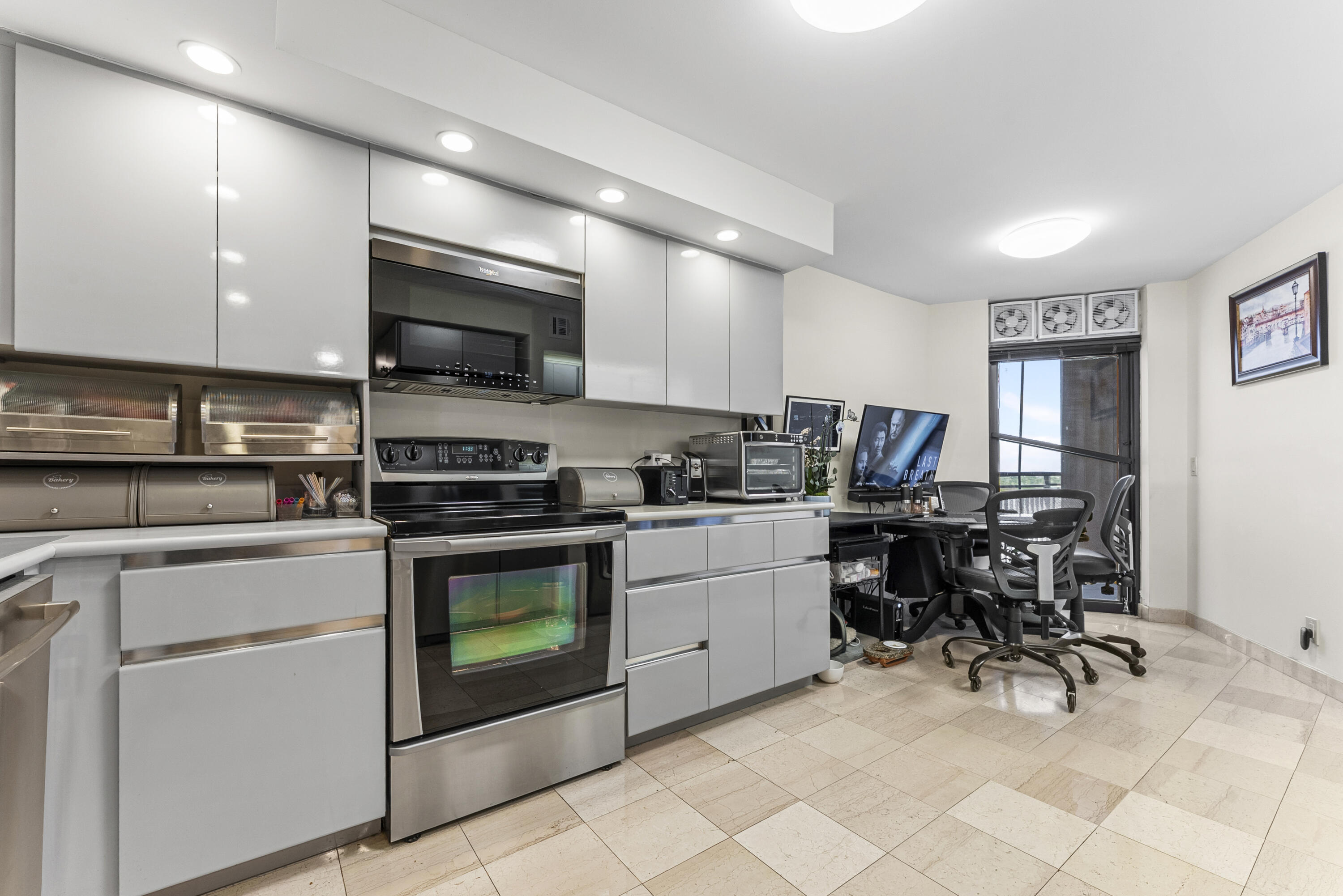 1167 Hillsboro Mile #709, Hillsboro Beach FL 33062