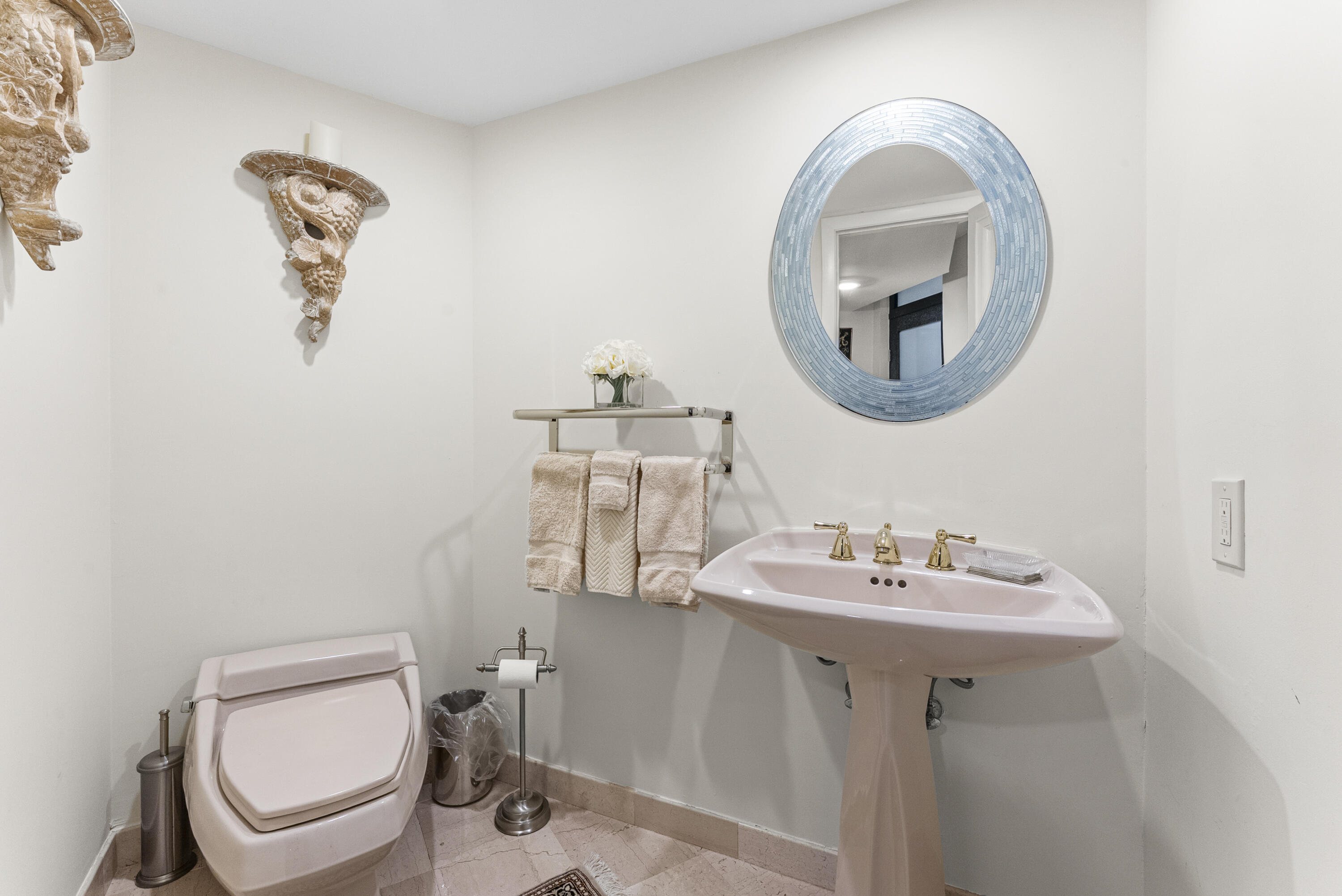 1167 Hillsboro Mile #709, Hillsboro Beach FL 33062