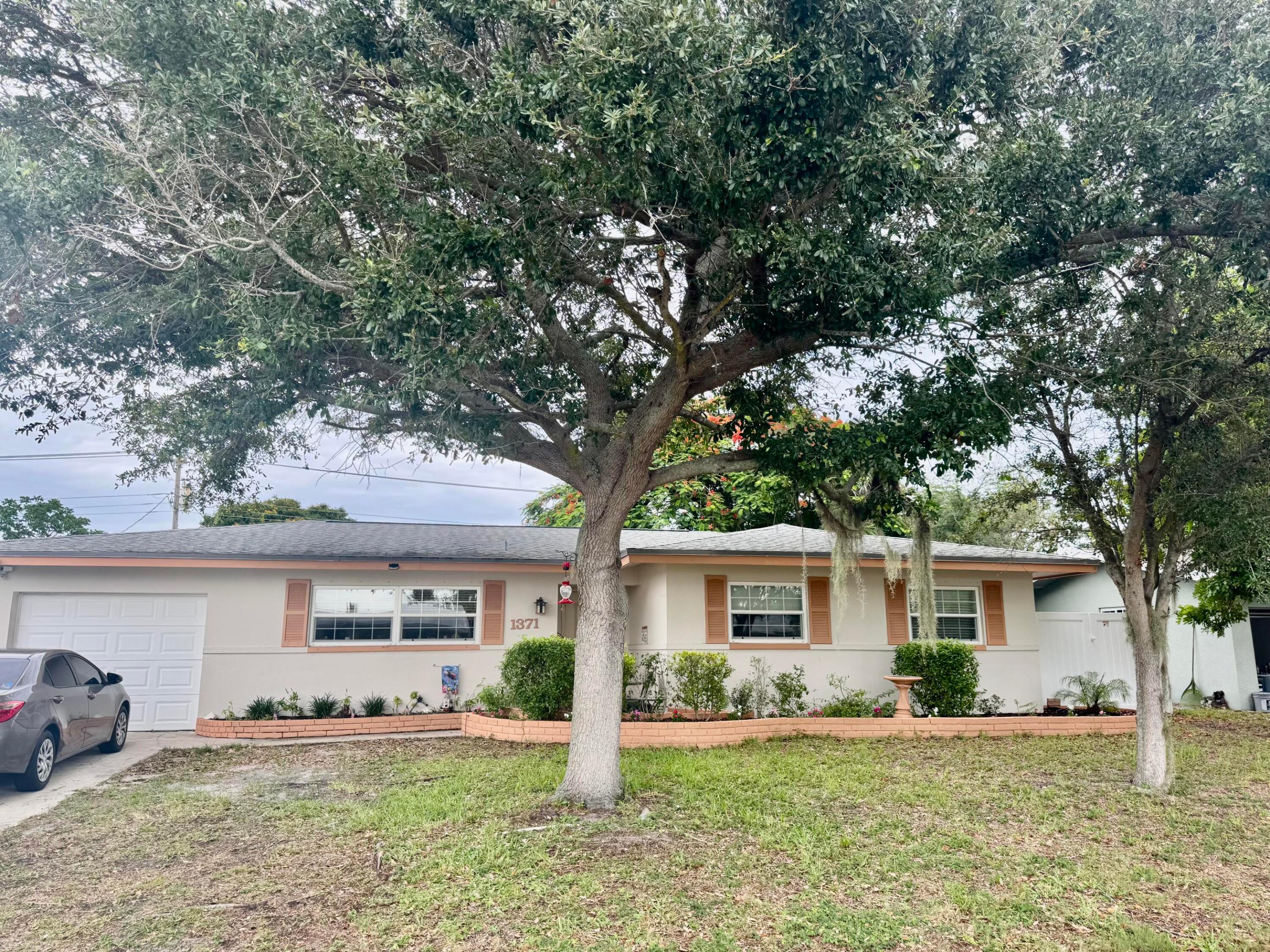1371 SW 4th, Boca Raton FL 33486