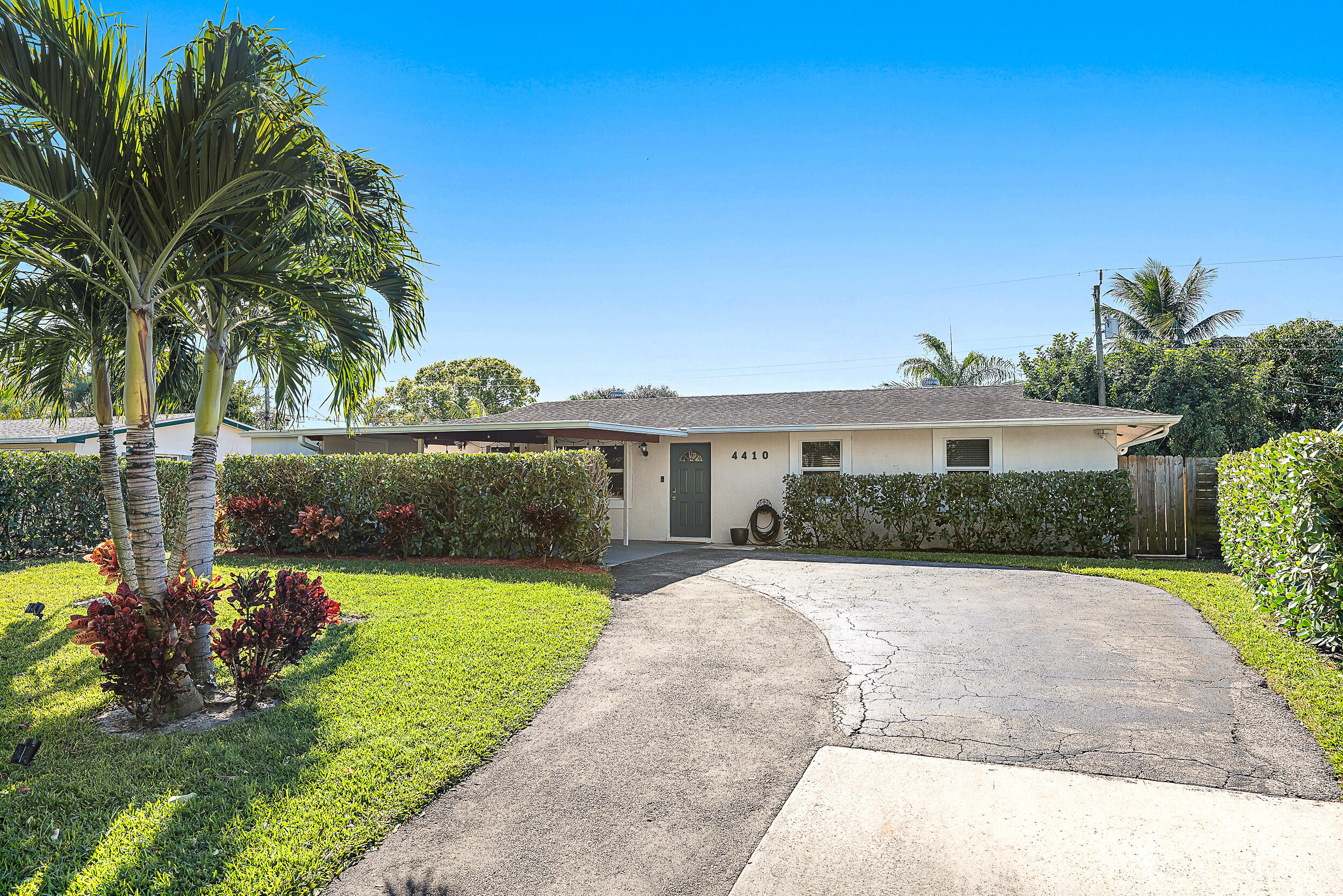 4410 Birdwood, Palm Beach Gardens FL 33410