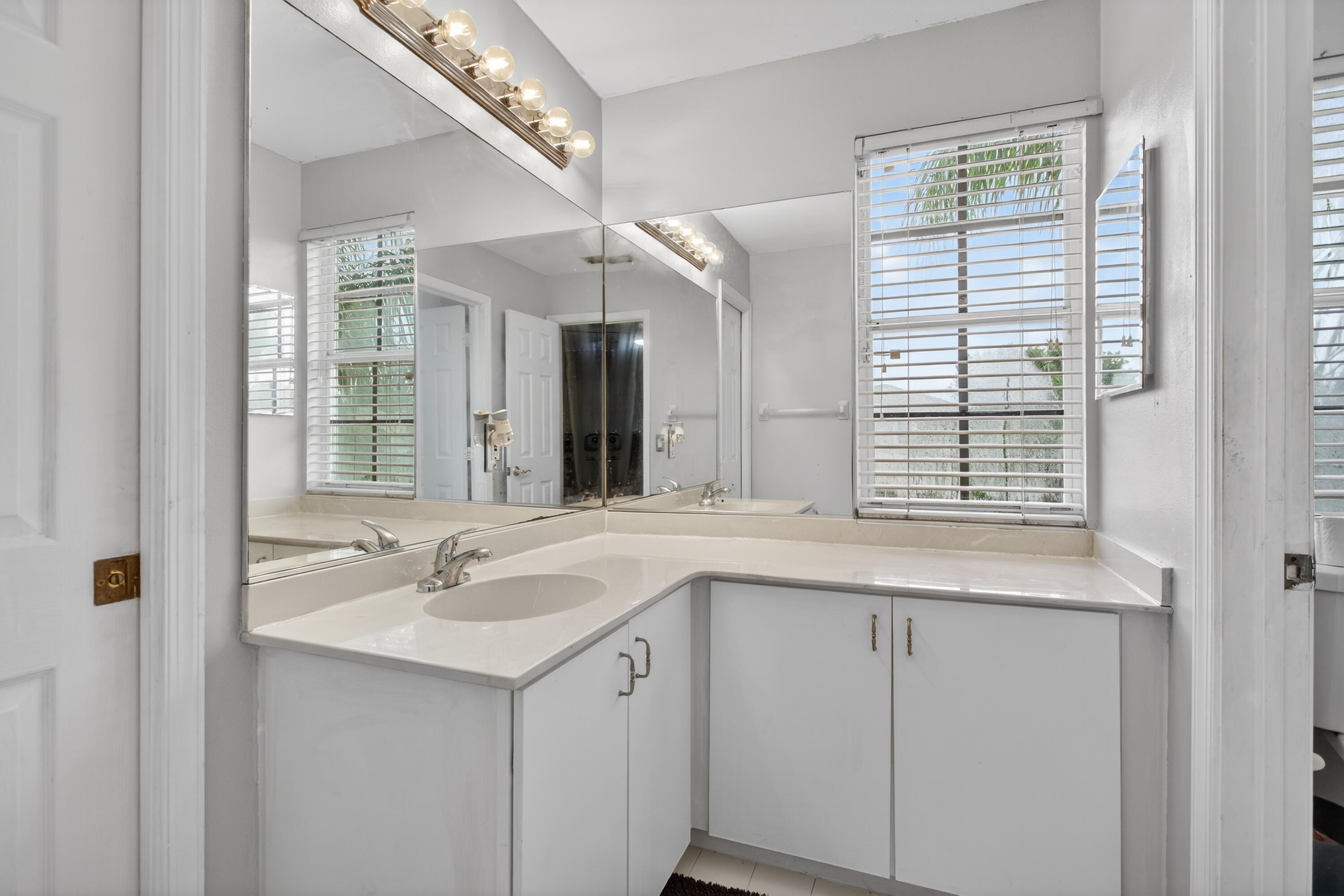 3847 NW 62nd, Coconut Creek FL 33073