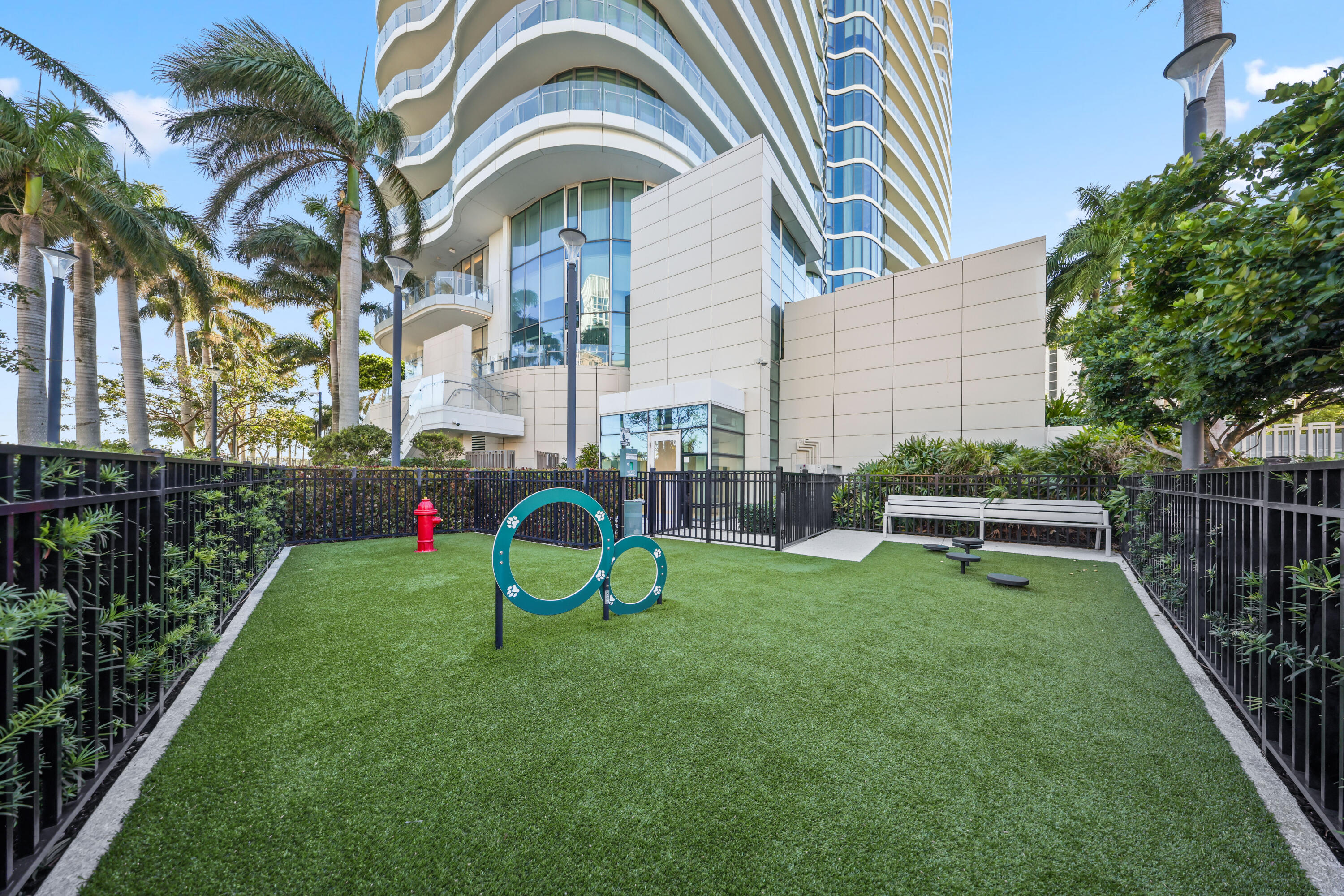 1100 S Flagler #1403, West Palm Beach FL 33401